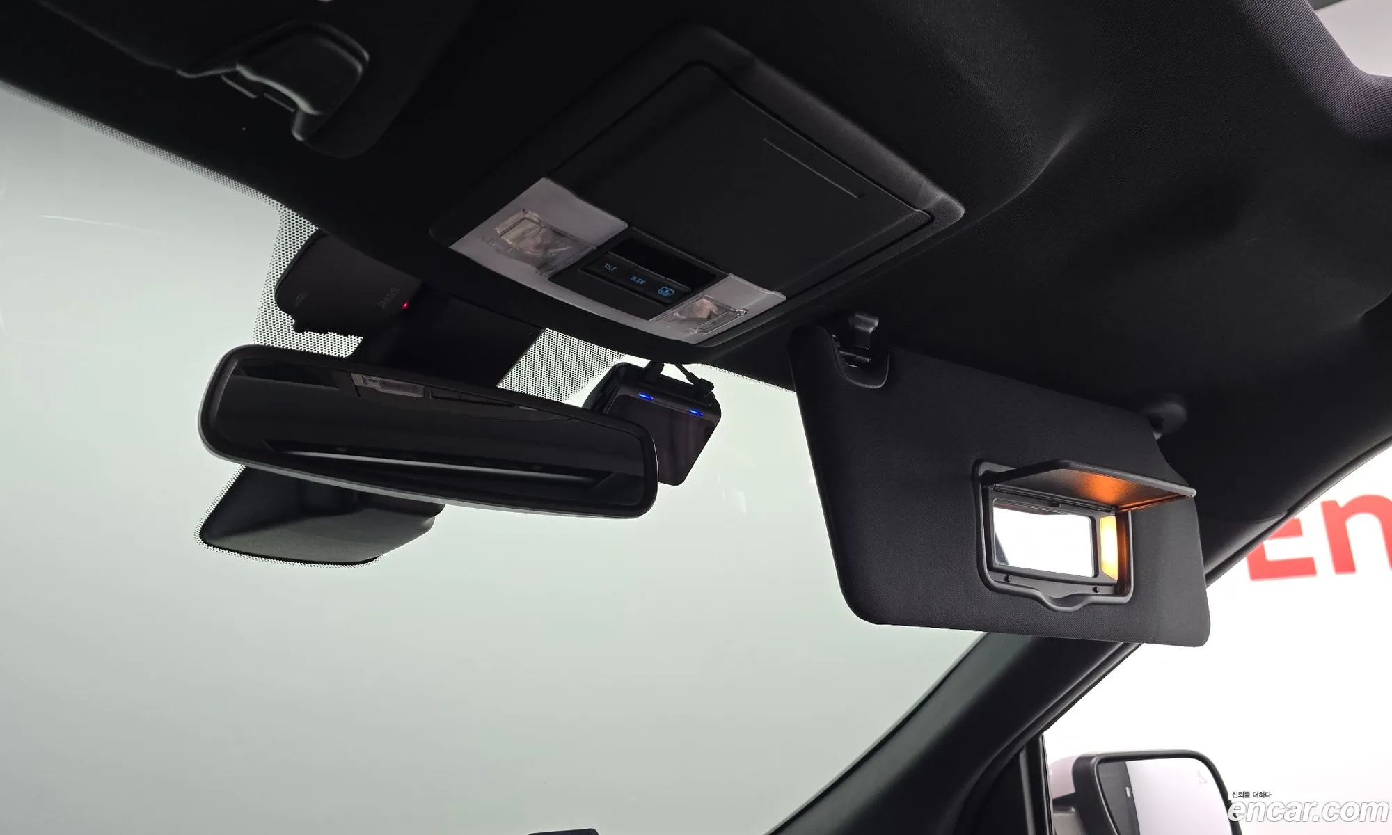Ford Explorer 2019 1FM5K8FH6KGA74668 — 12