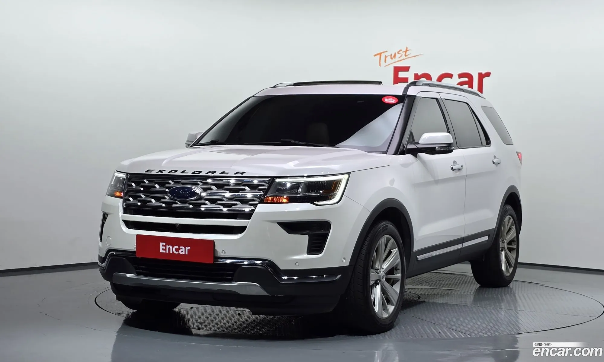 Ford Explorer 2019 1FM5K8FH6KGA74668 — 8