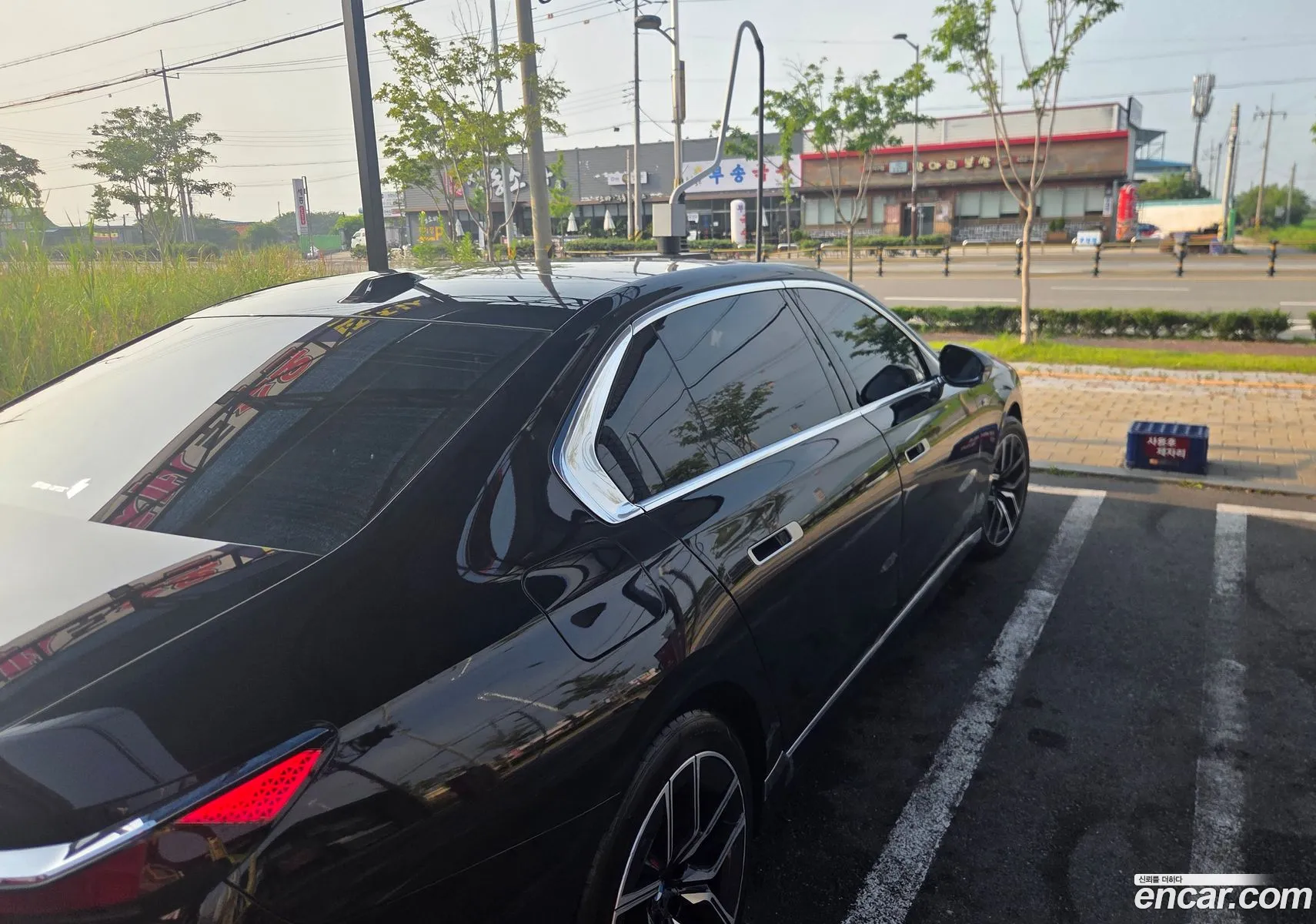 BMW 7 Series 2024 — 8