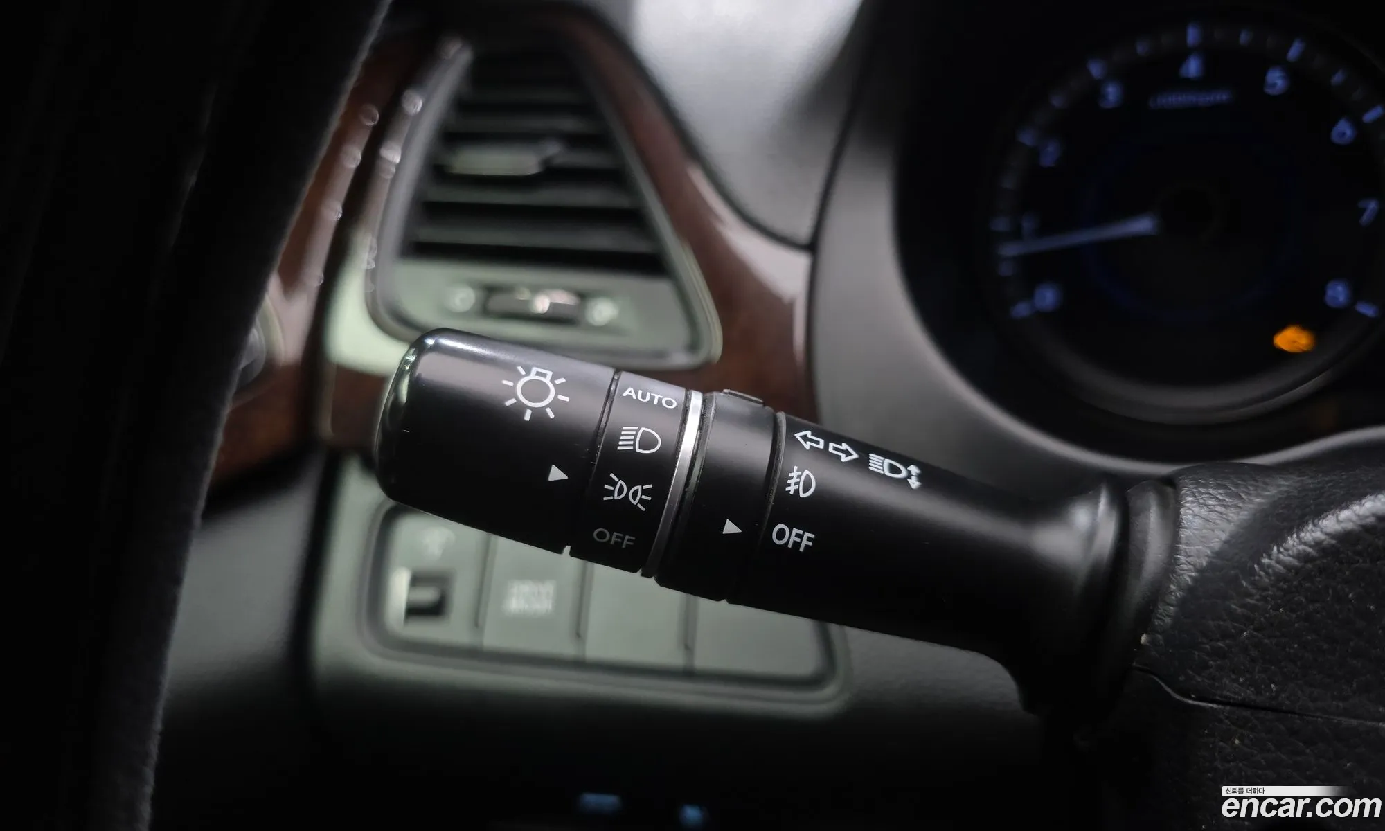 Hyundai Grandeur HG 2015 — 3