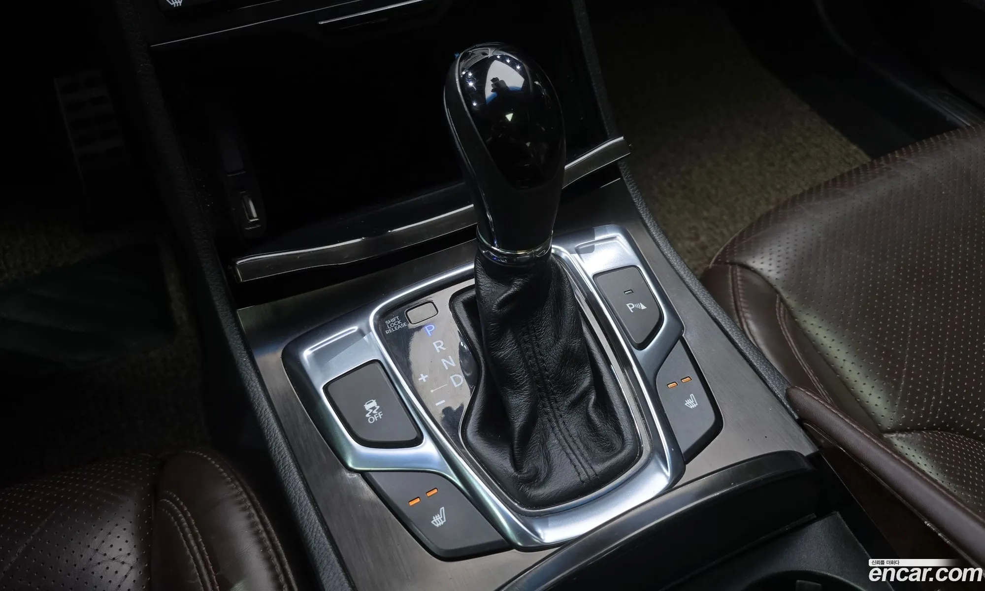 Hyundai Grandeur HG 2015 — 12