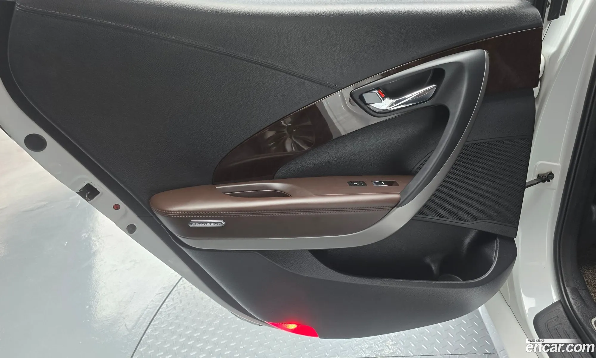 Hyundai Grandeur HG 2015 — 11