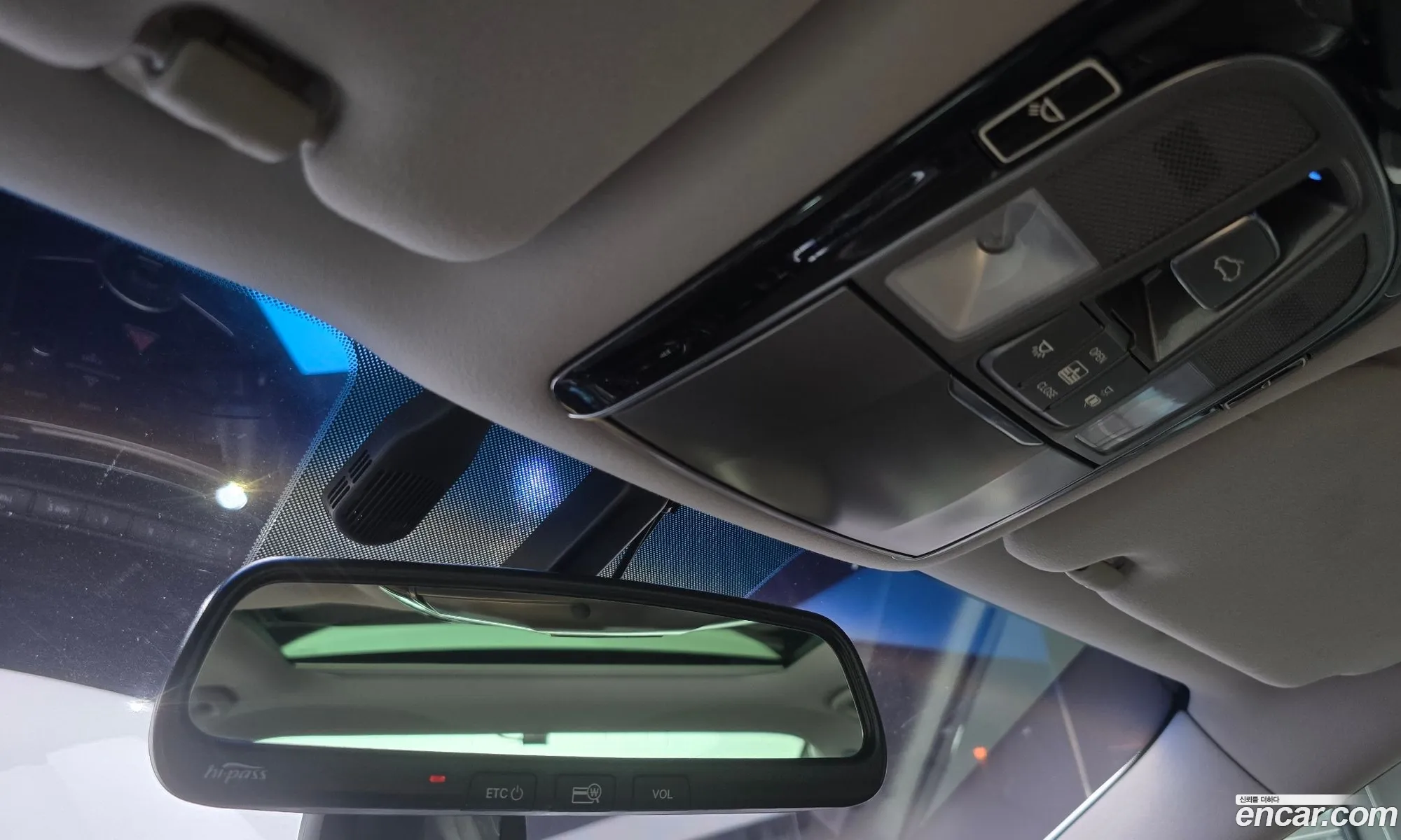Hyundai Grandeur HG 2015 — 28