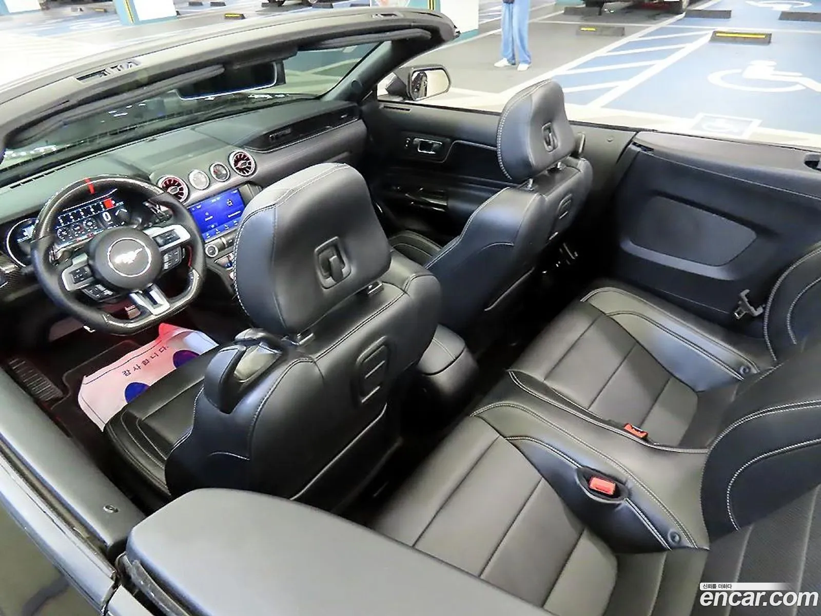 Ford Mustang 2019 1FATP8FF — 16