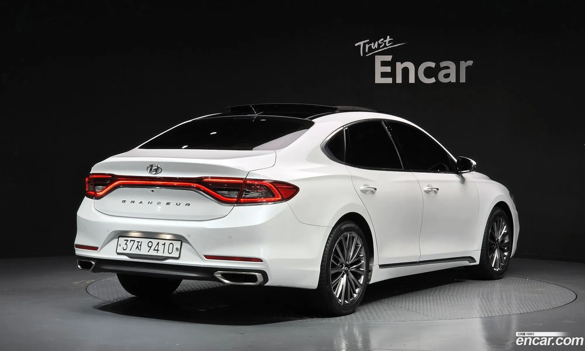 Hyundai Grandeur IG 2018 — 13