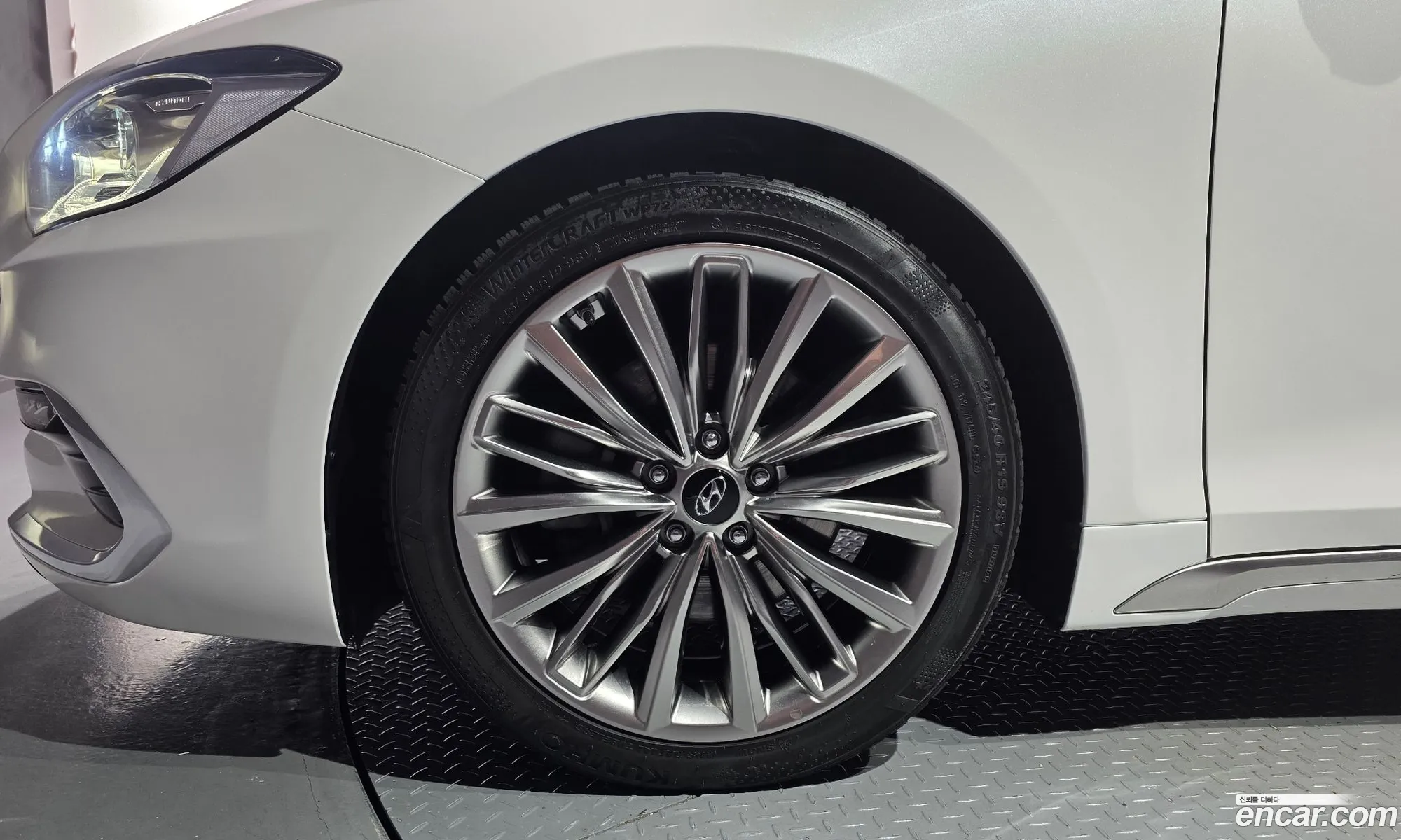Hyundai Grandeur IG 2018 — 3