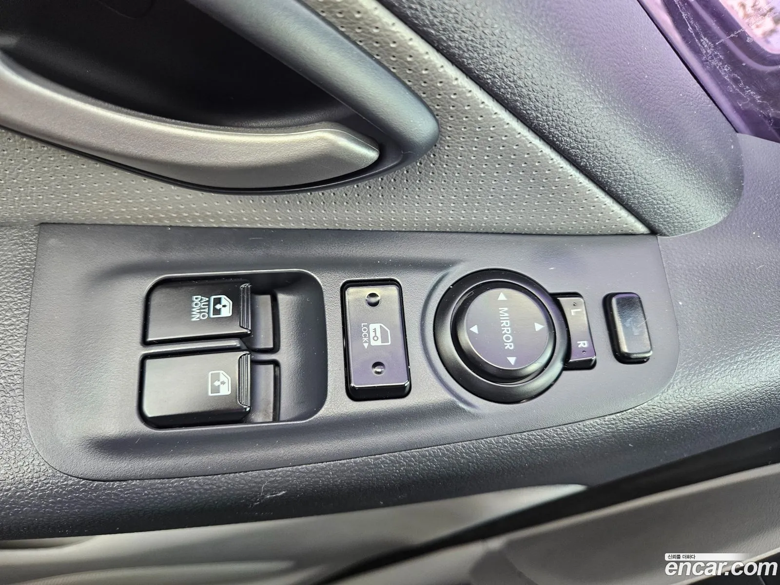 Hyundai Grand Starex 2012 — 14