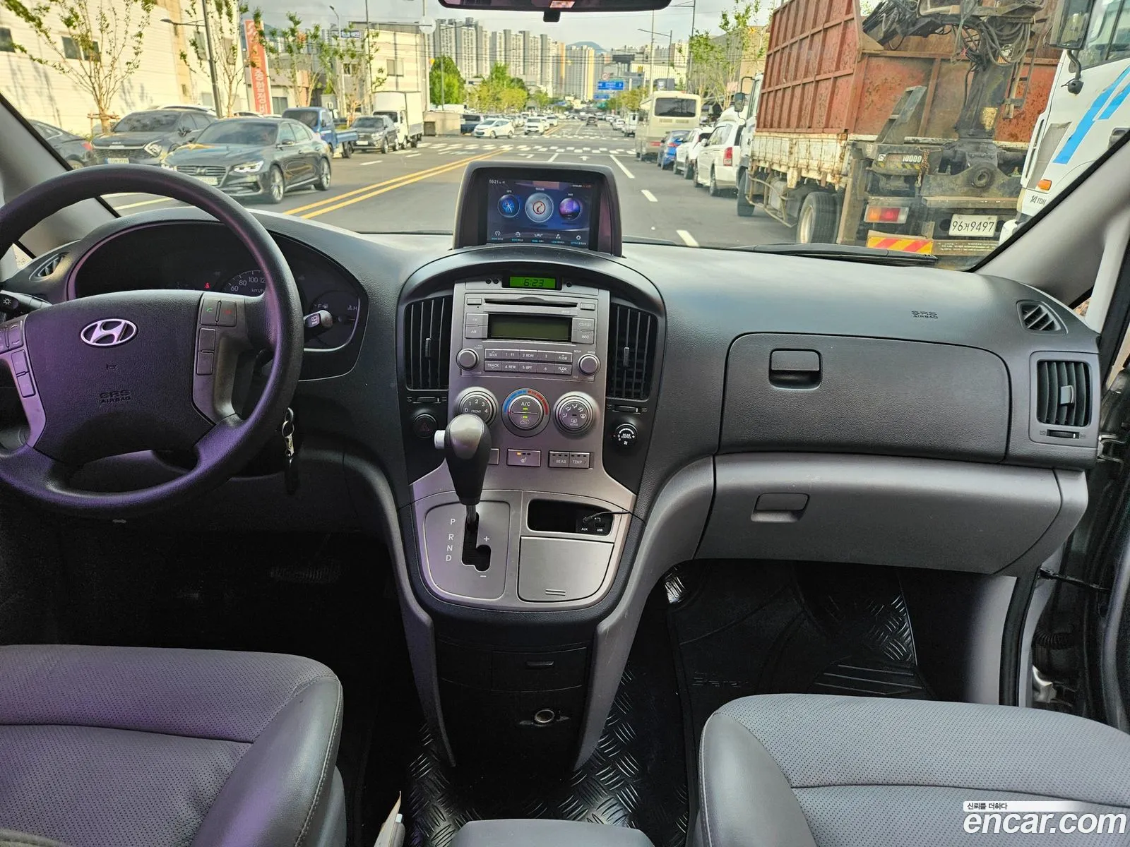 Hyundai Grand Starex 2012 — 12