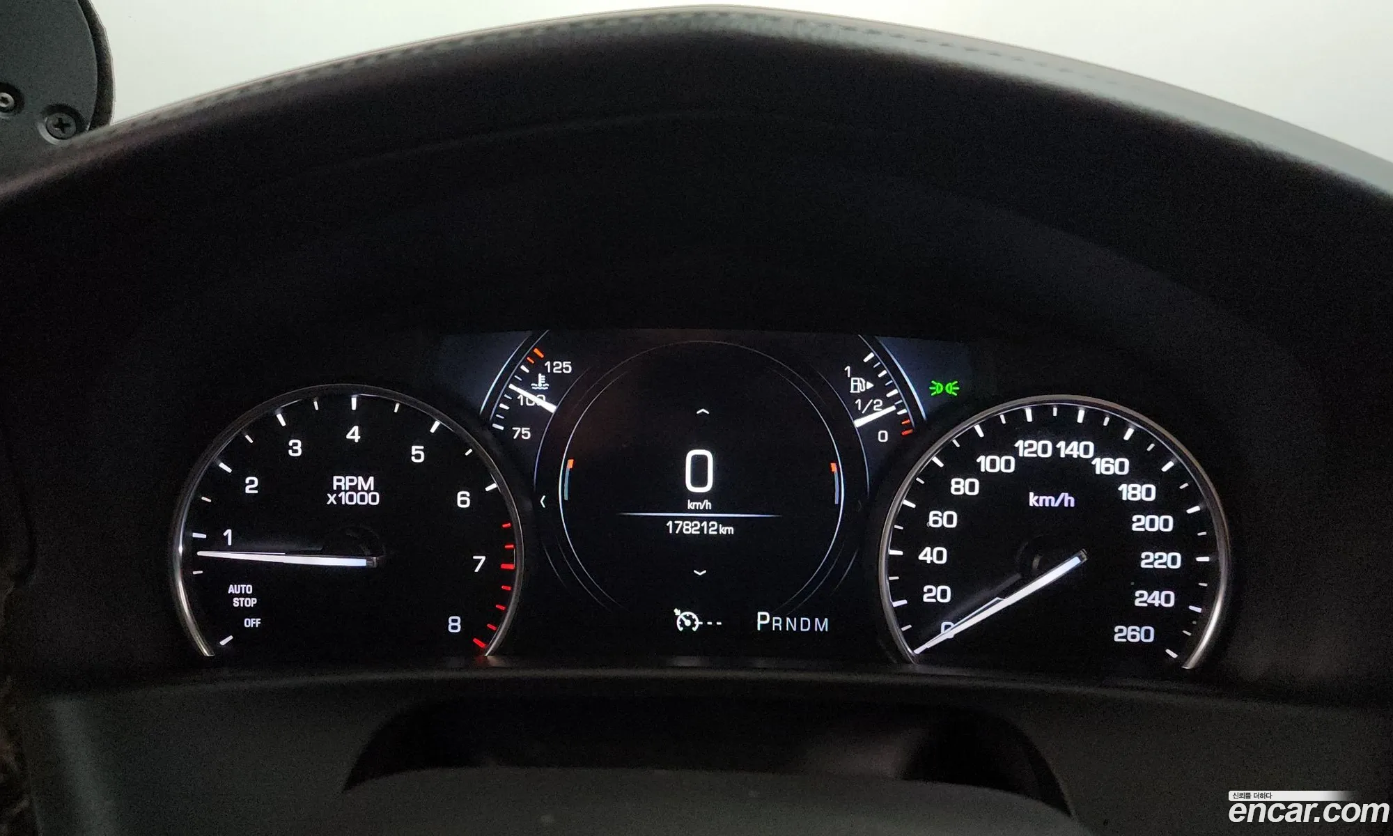 Cadillac CT6 2018 1G6K95RX1JU156539 — 8