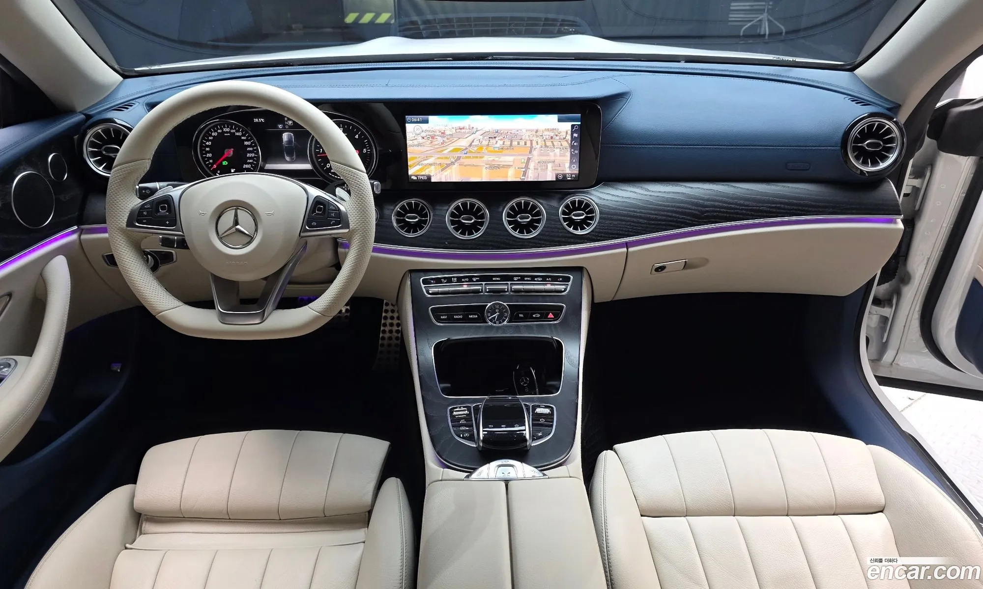 Mercedes-Benz E-Class W213 2018 WDD1K1EB5JF041405 — 11