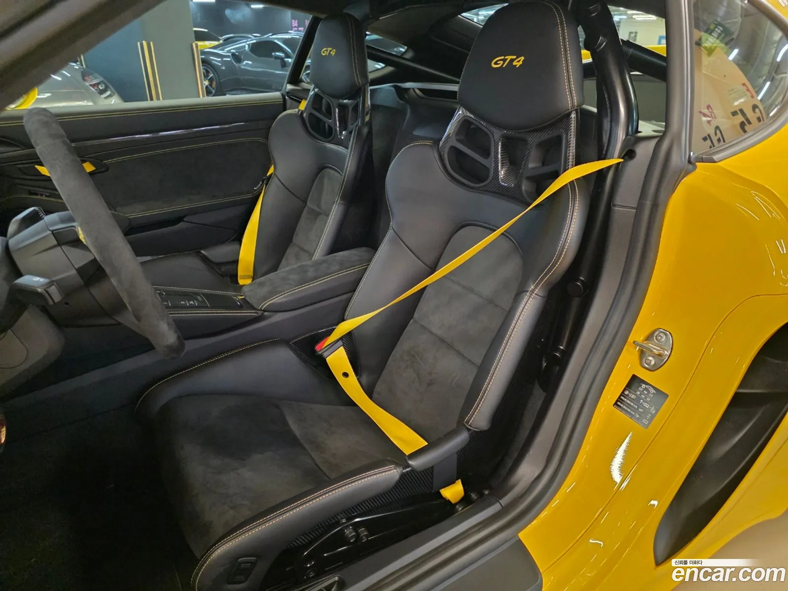 Porsche 718 Cayman 2020 — 14