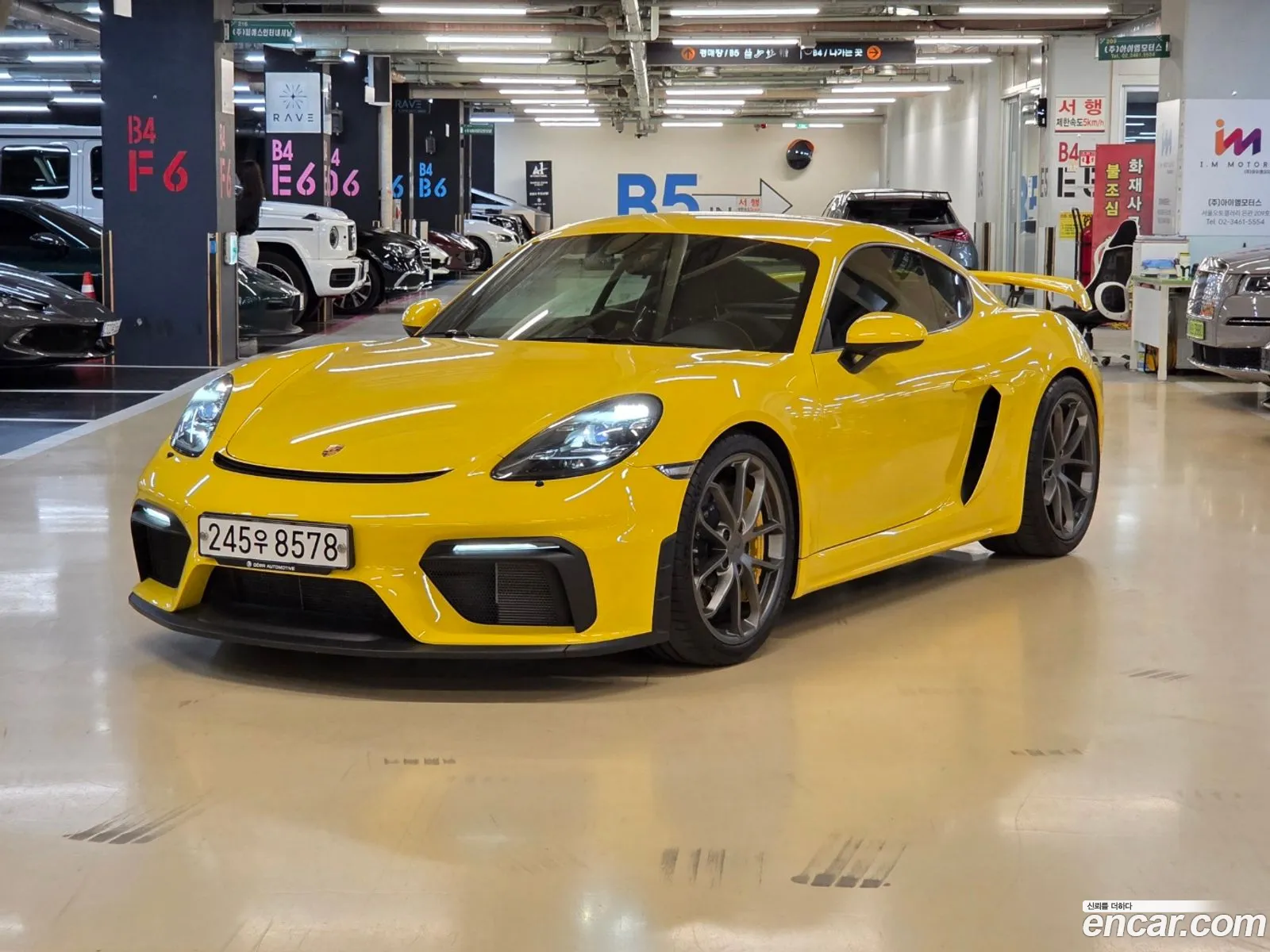 Porsche 718 Cayman 2020 — 9