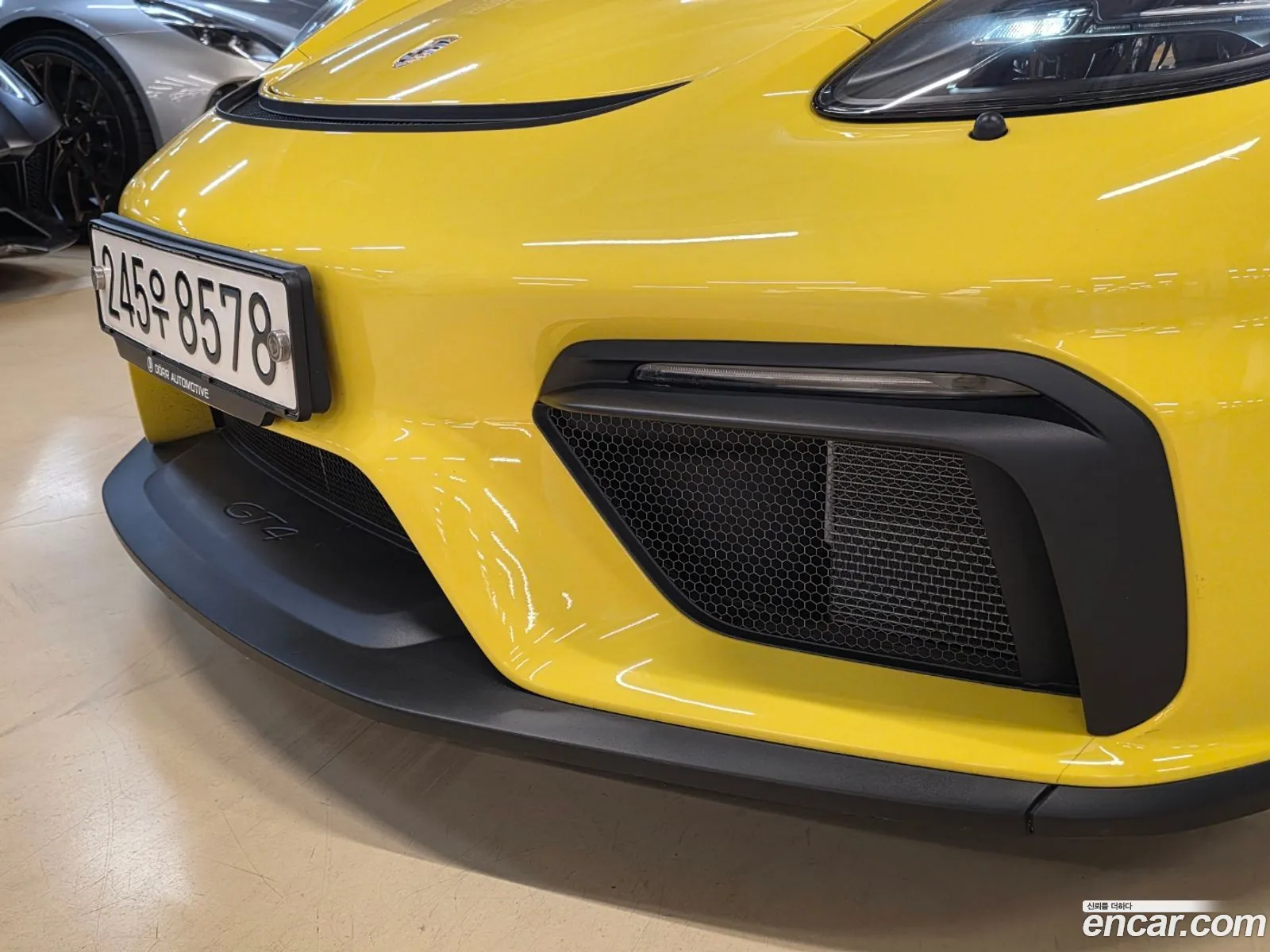 Porsche 718 Cayman 2020 — 12