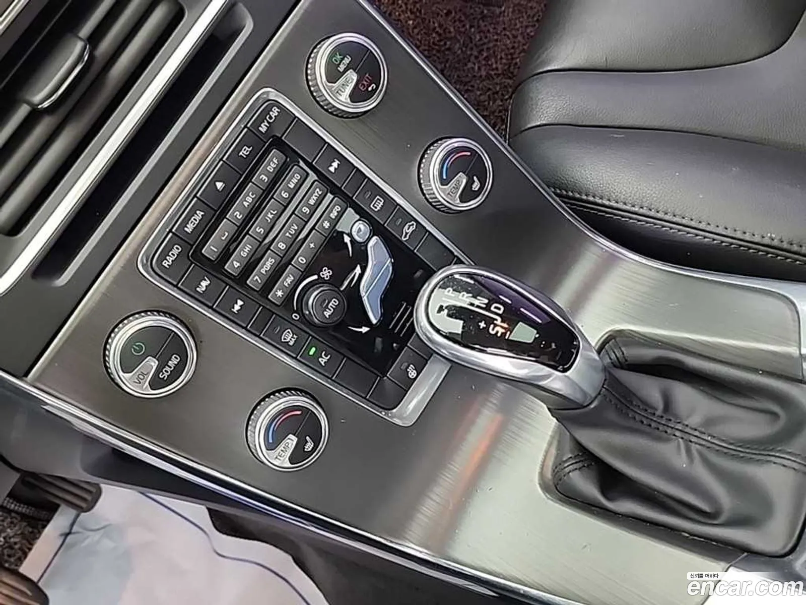 Volvo S60 2015 — 16