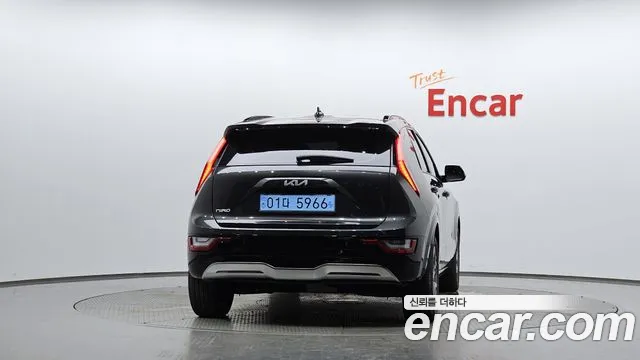 Kia Niro EV 2023 — 3