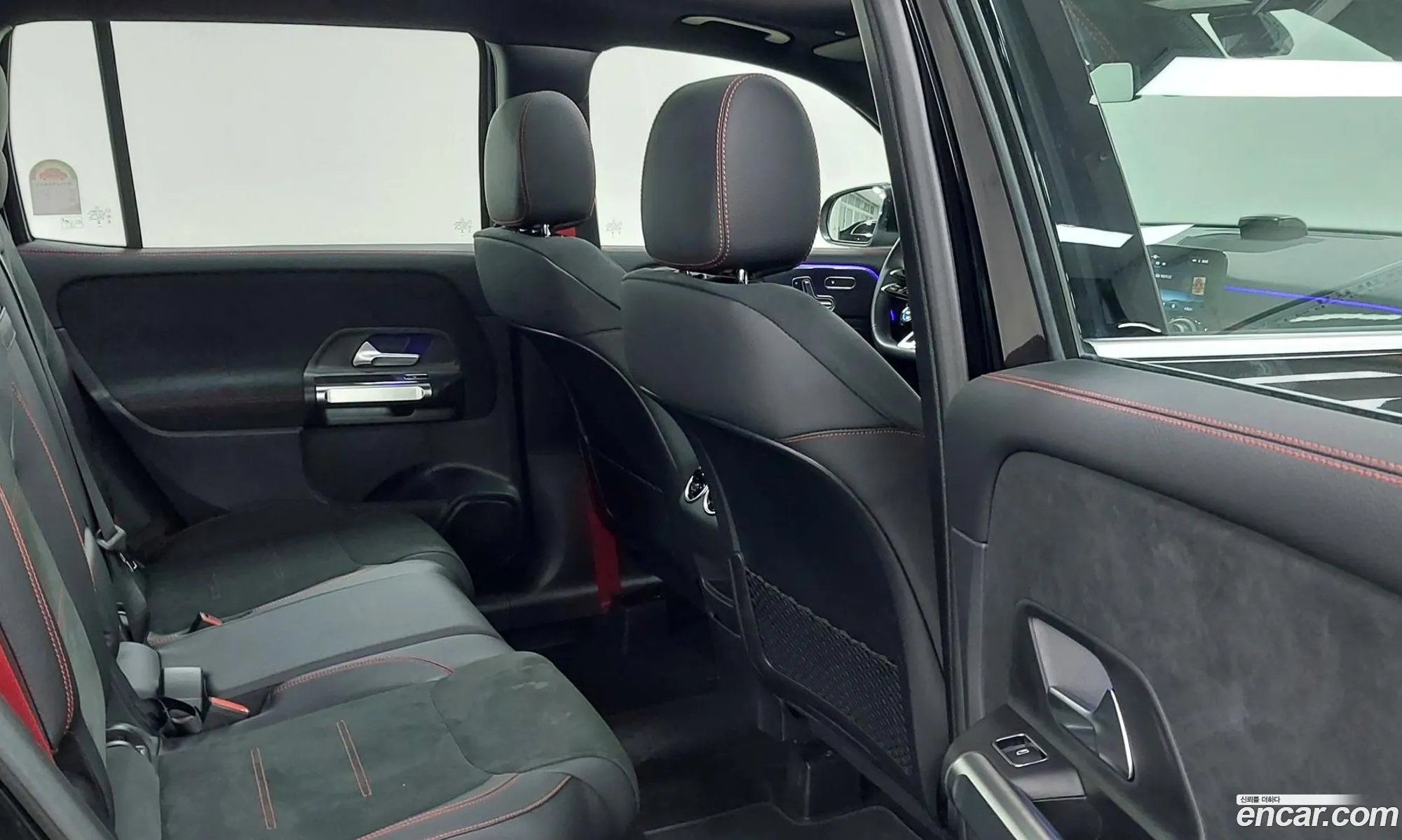 Mercedes-Benz GLB-Class X247 2025 — 9