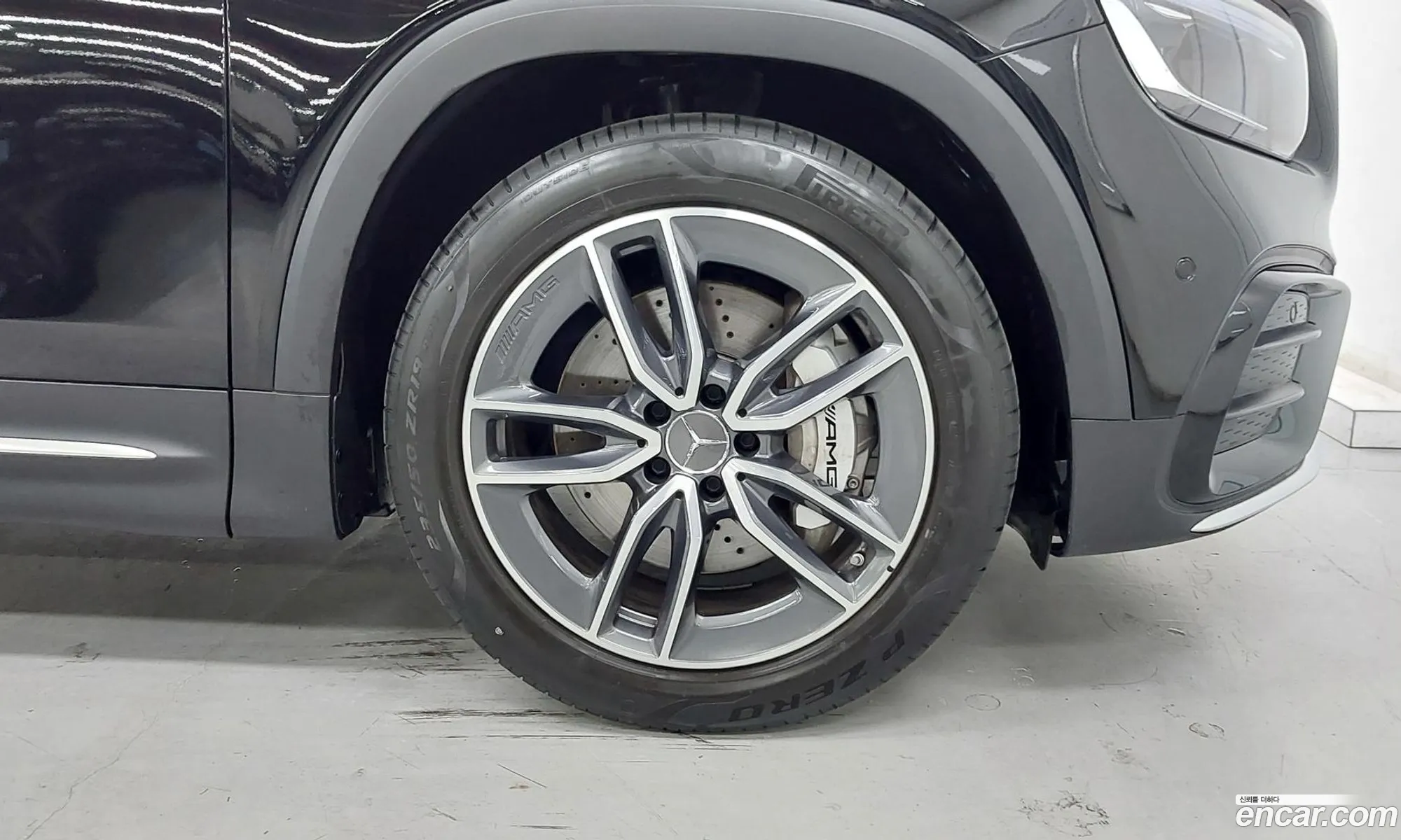 Mercedes-Benz GLB-Class X247 2025 — 8