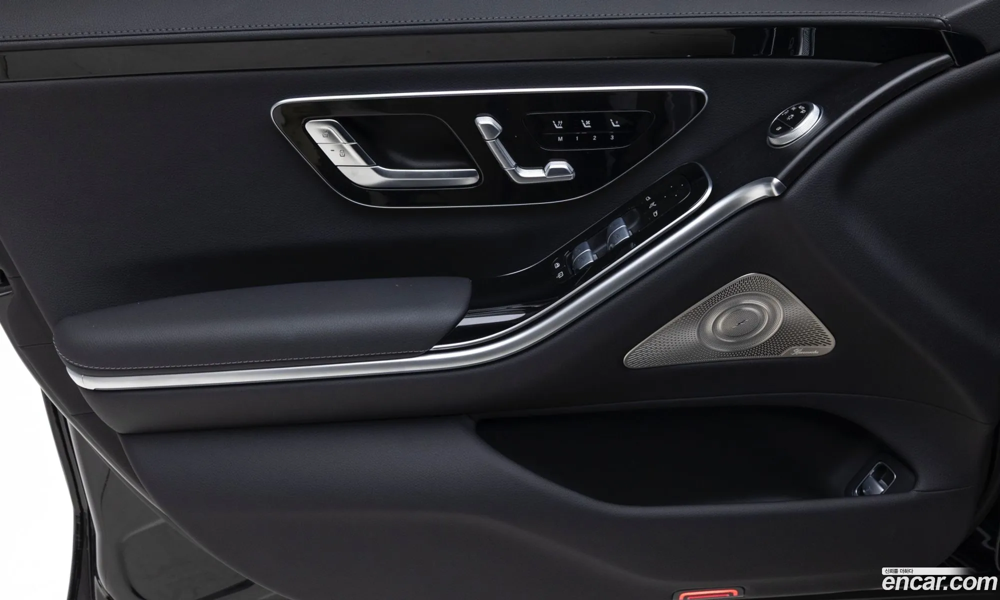 Mercedes-Benz S-Class W223 2025 — 14
