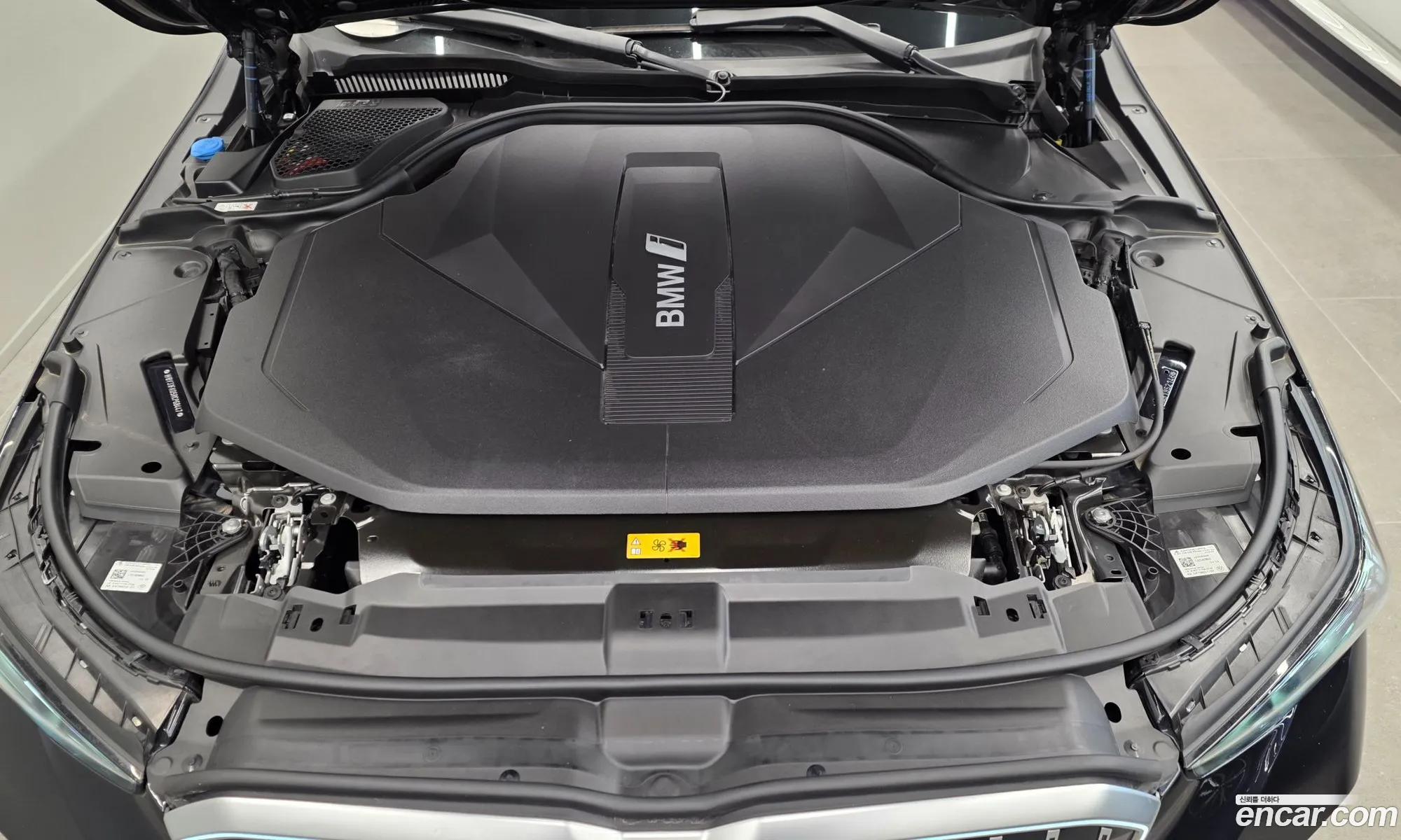 BMW i5 2024 — 6