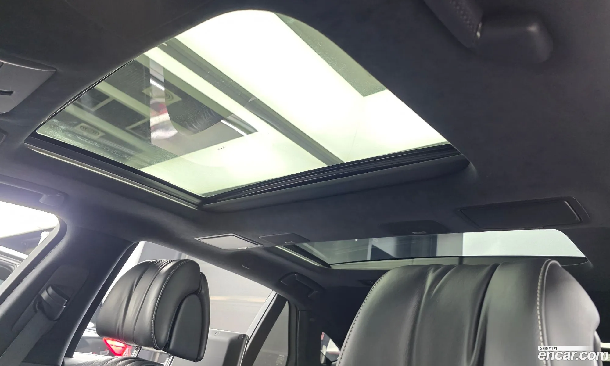 Lexus LS500 2019 — 13