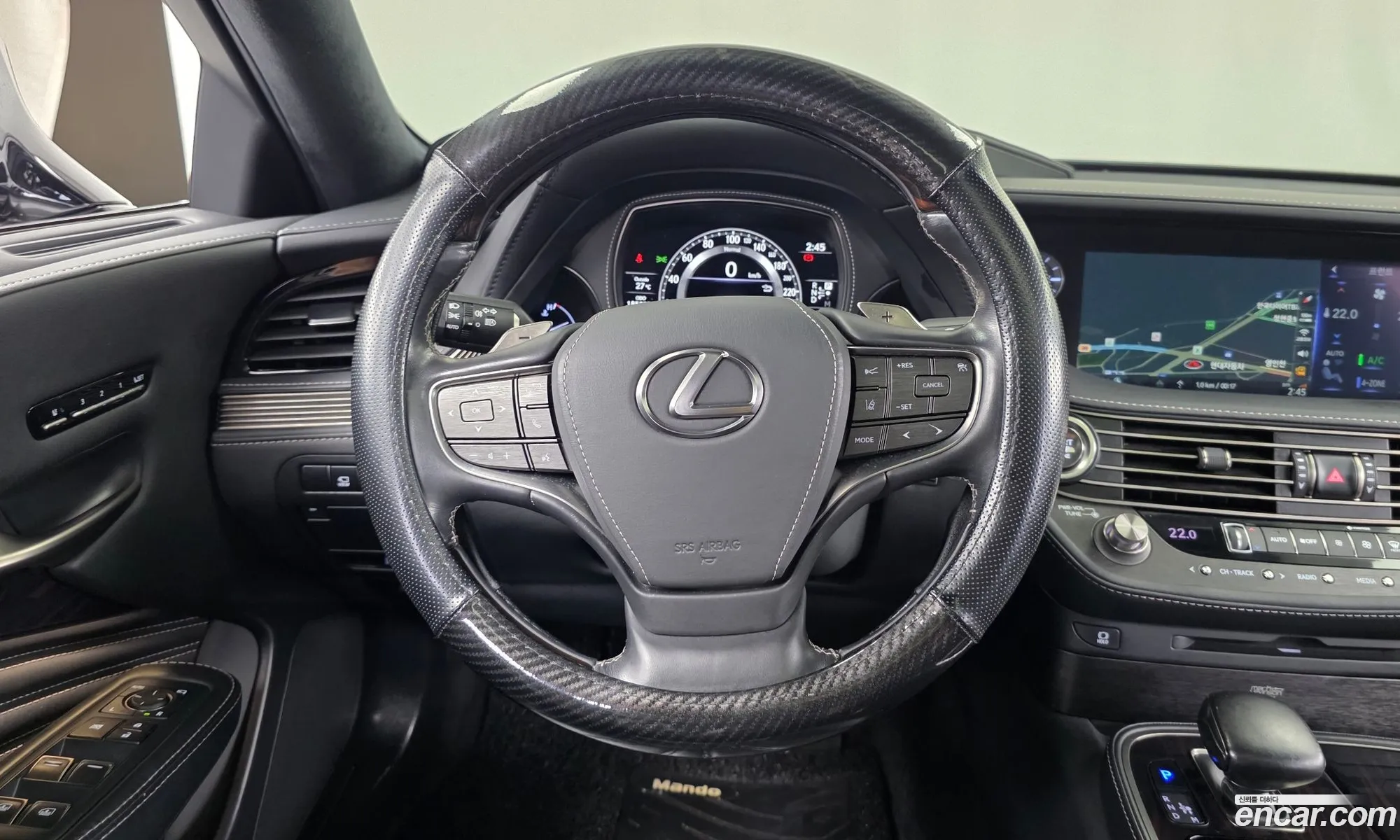 Lexus LS500 2019 — 16