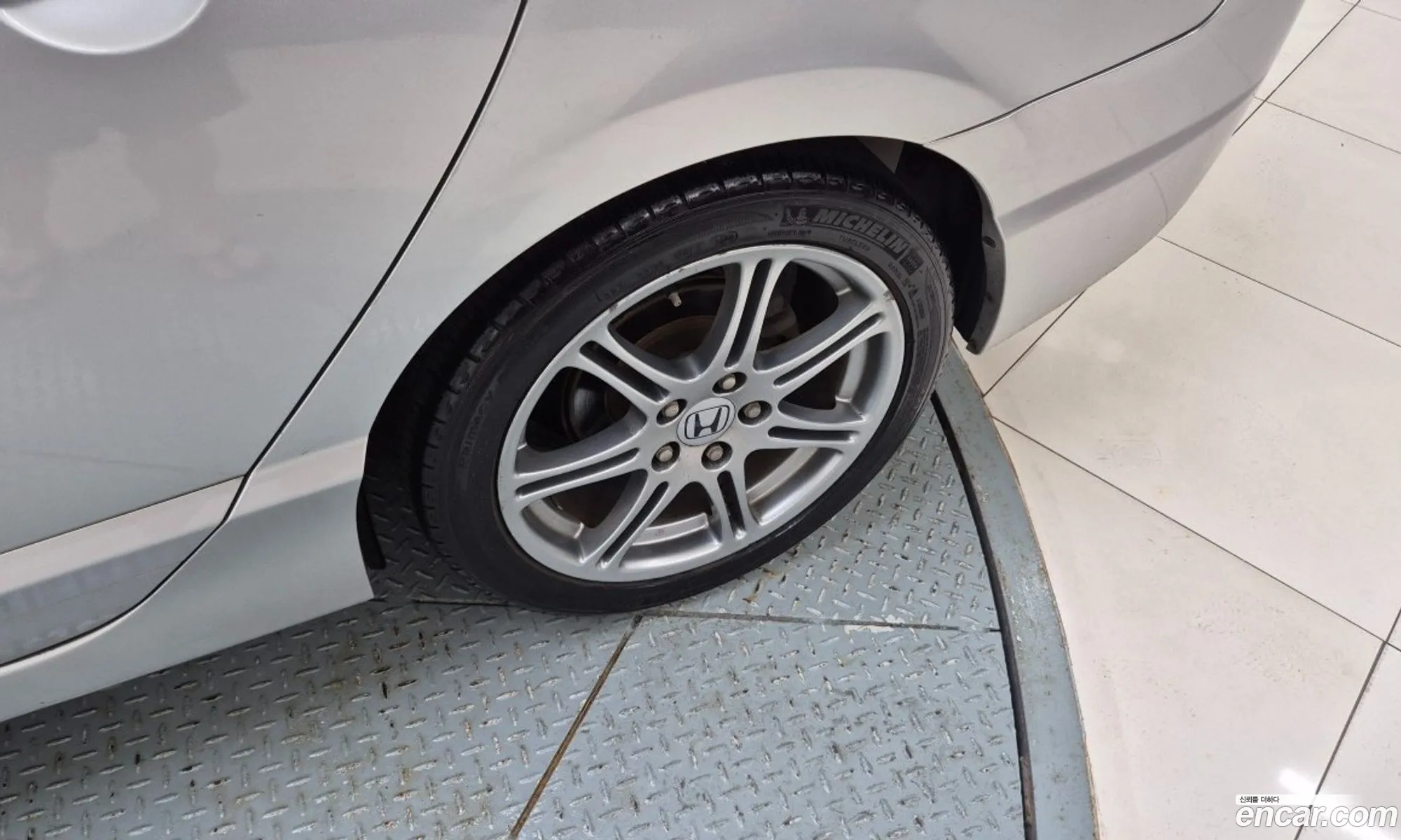 Honda Civic 2008 — 19