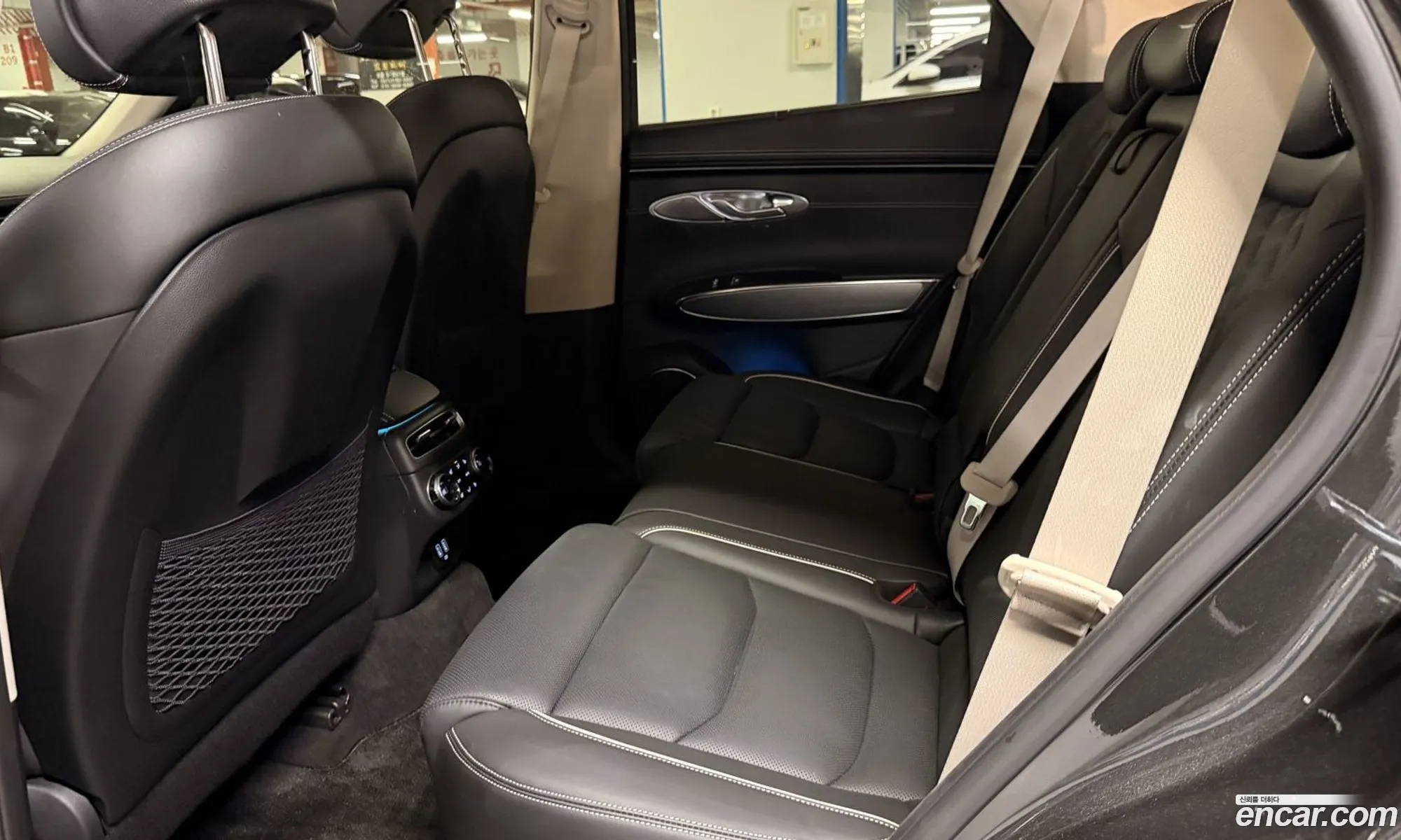 Genesis Electrified GV70 2022 — 7