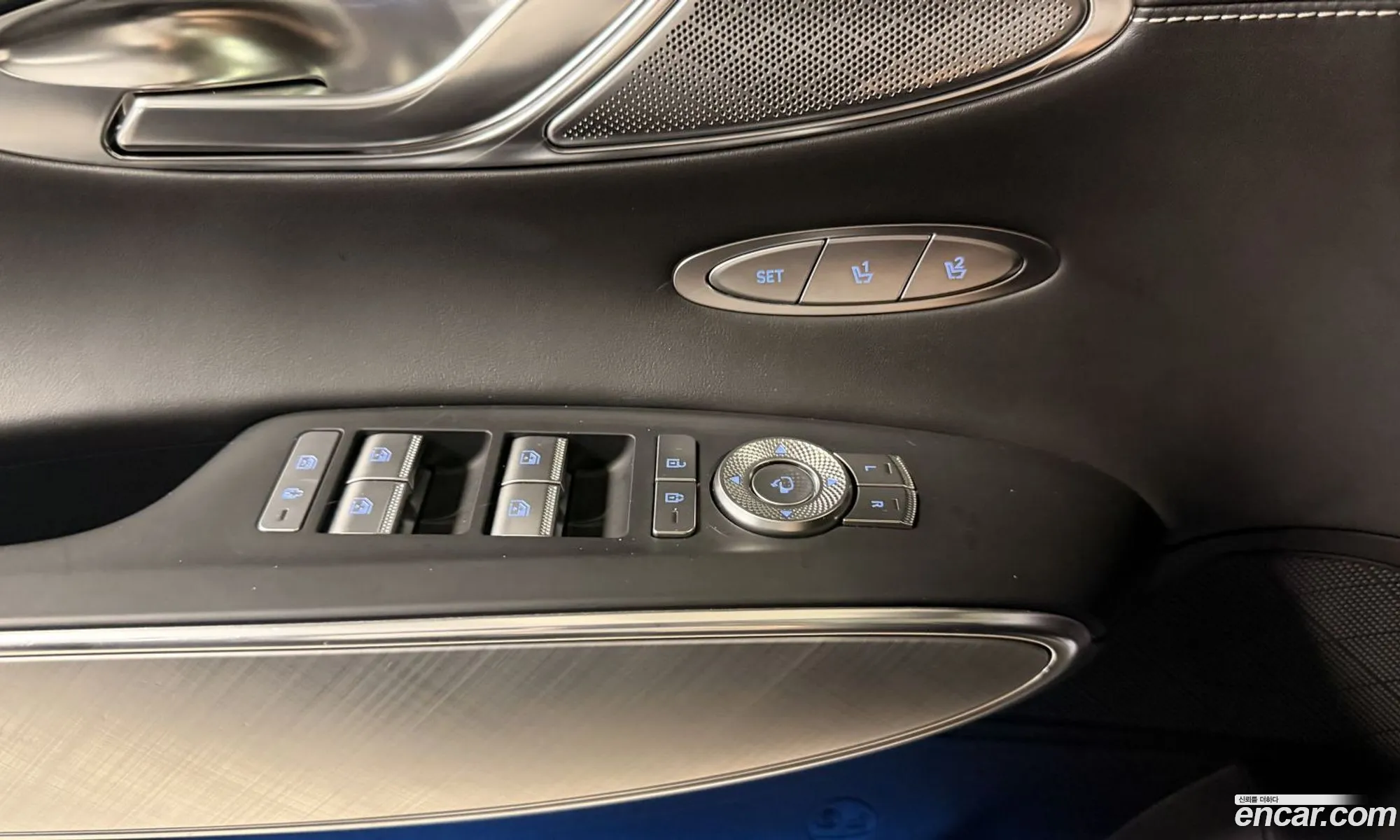Genesis Electrified GV70 2022 — 9