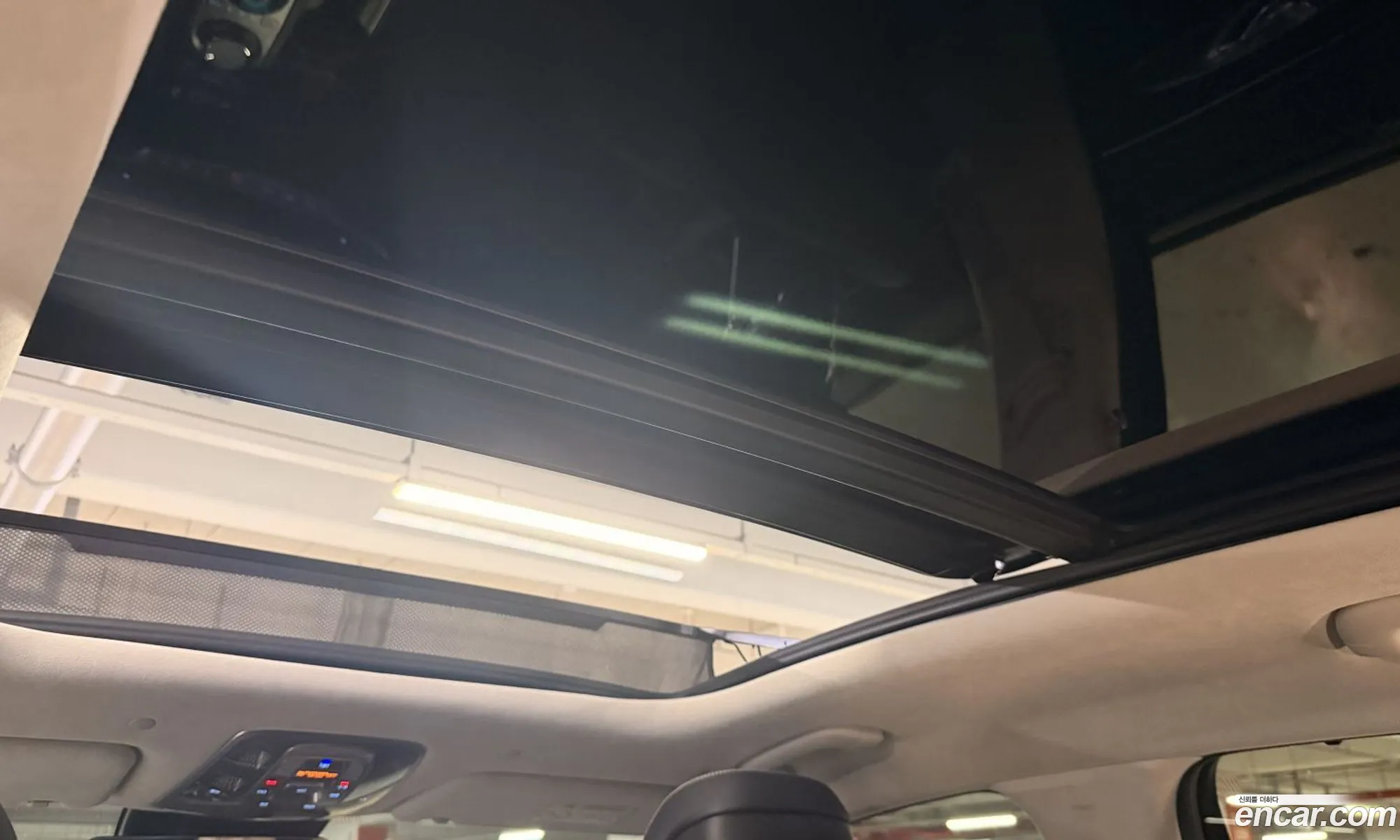 Genesis Electrified GV70 2022 — 16