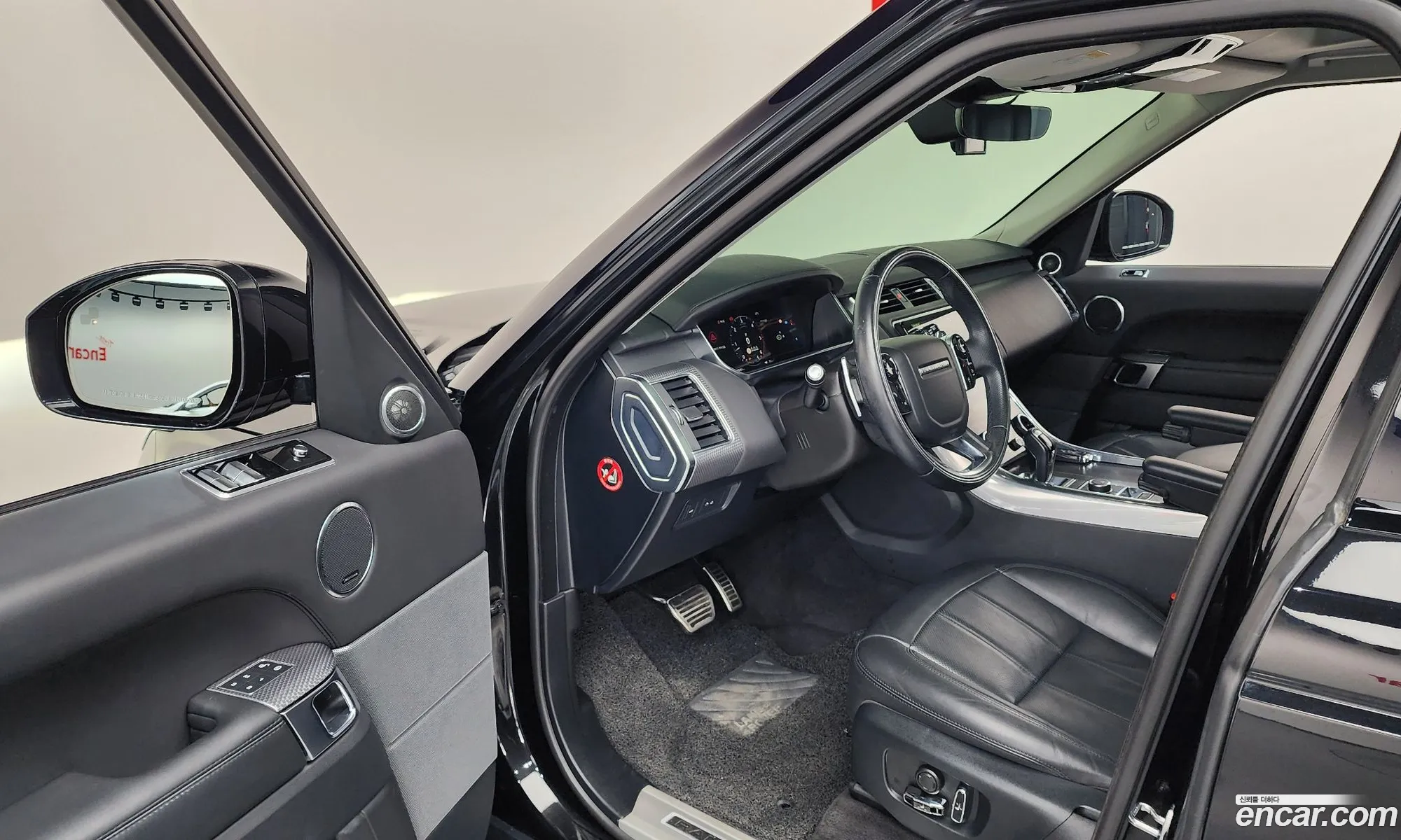 Land Rover Range Rover Sport 2019 — 31