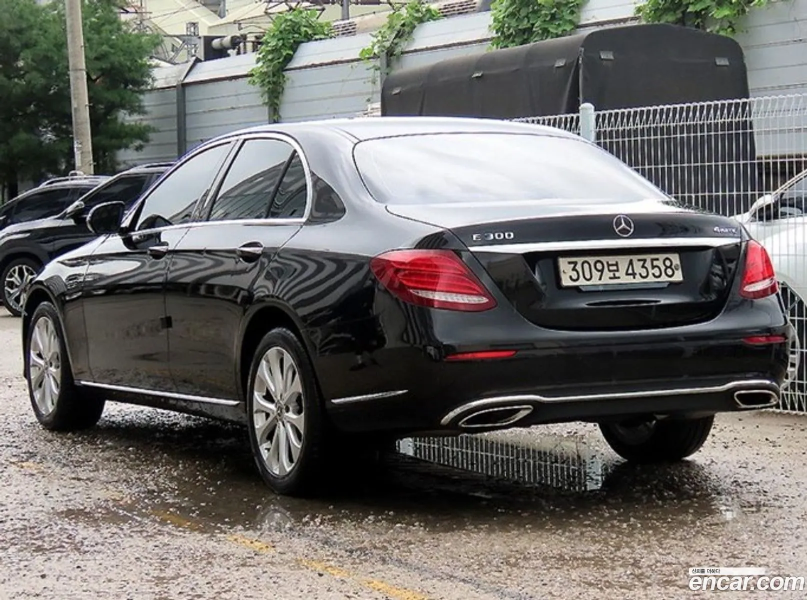 Mercedes-Benz E-Class W213 2020 — 17