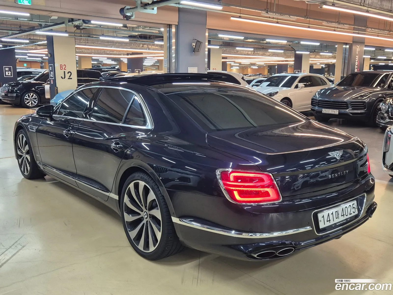 Bentley Flying Spur 2023 — 2