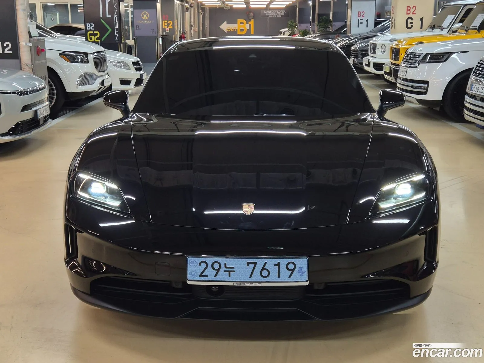 Porsche Taycan 2025 — 13