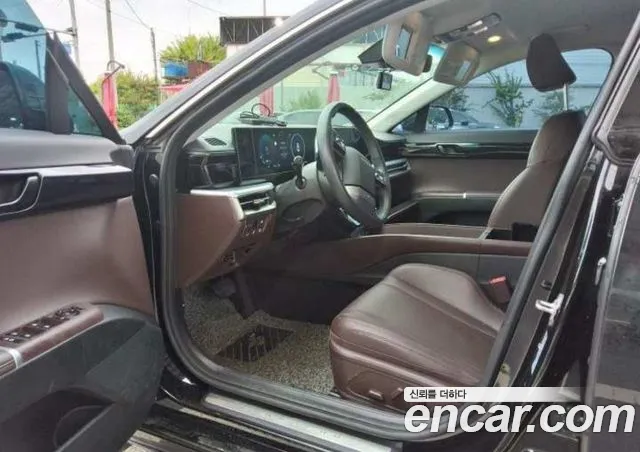 Hyundai Grandeur Hybrid 2023 — 3