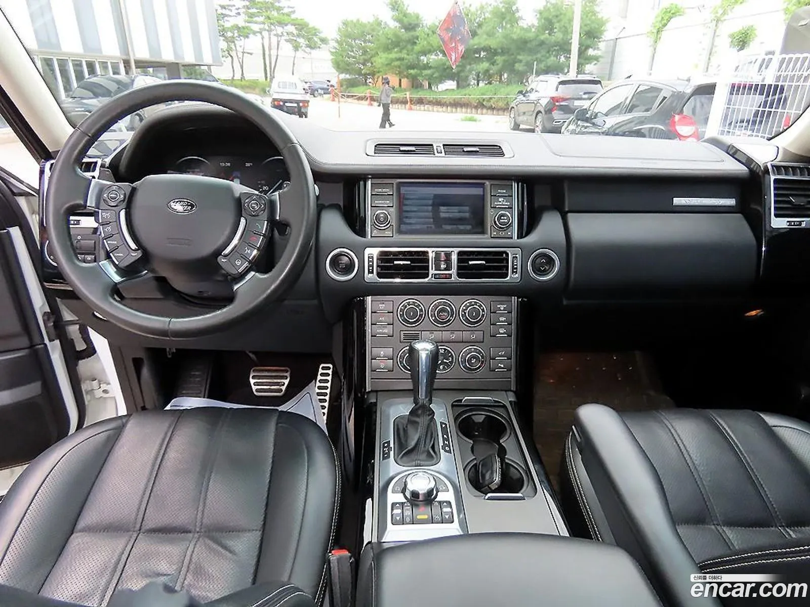 Land Rover Range Rover 2011 — 20