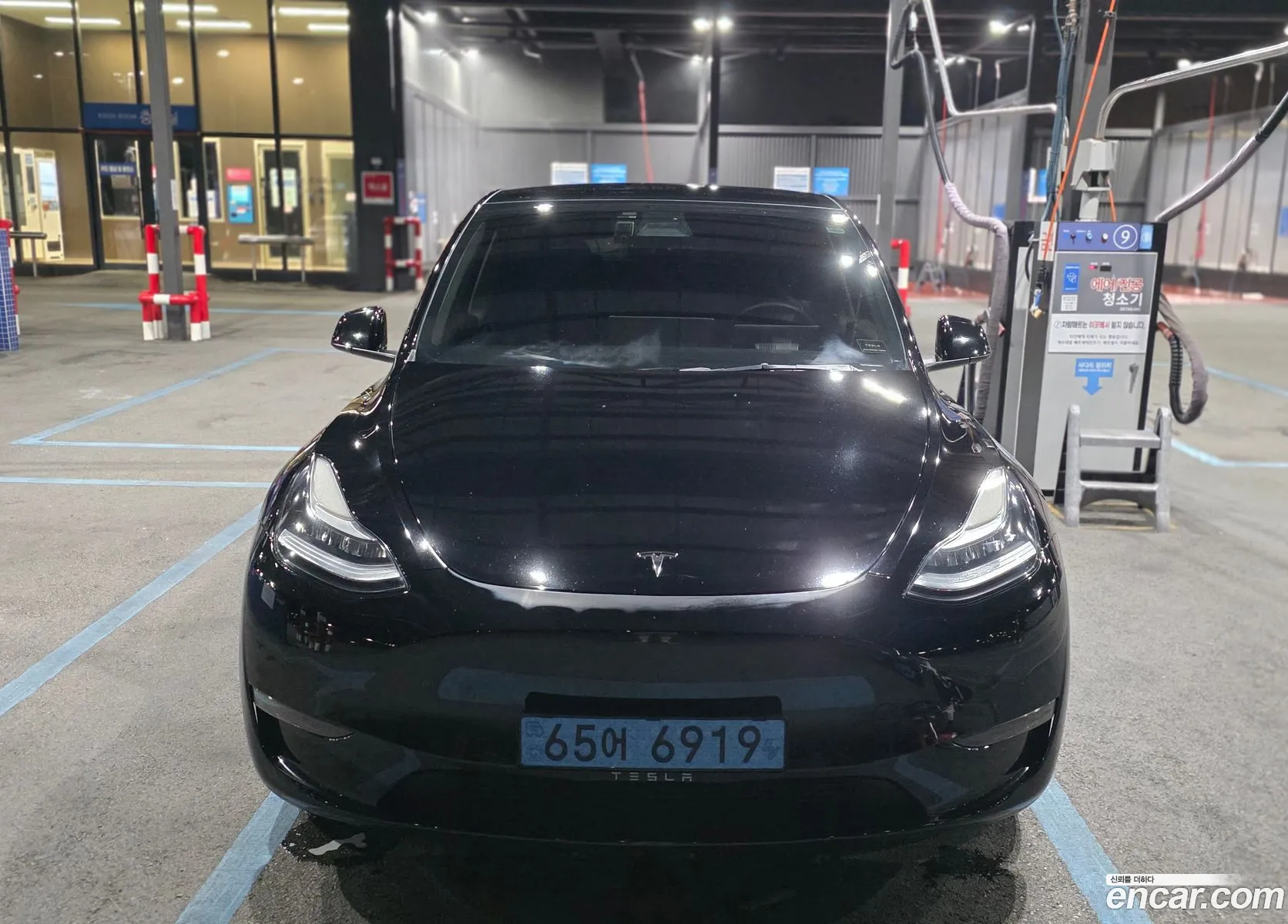 Tesla Model Y 2021 — 5