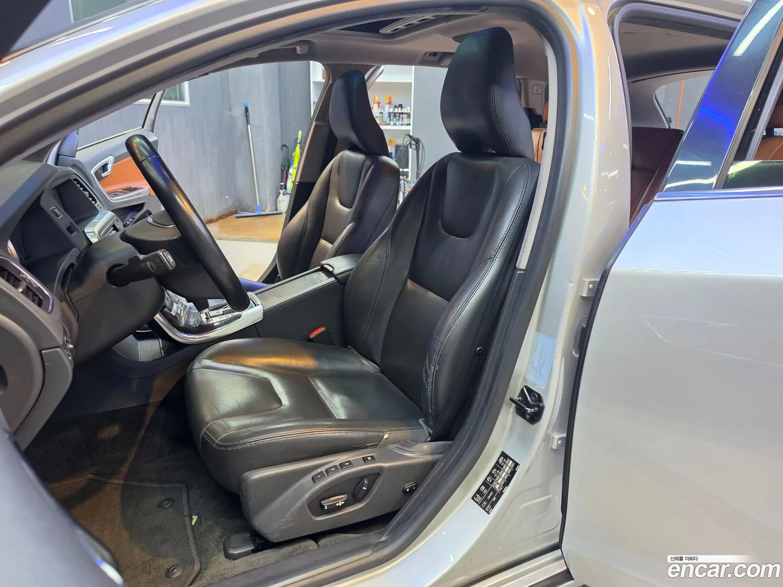 Volvo V60 2012 — 3