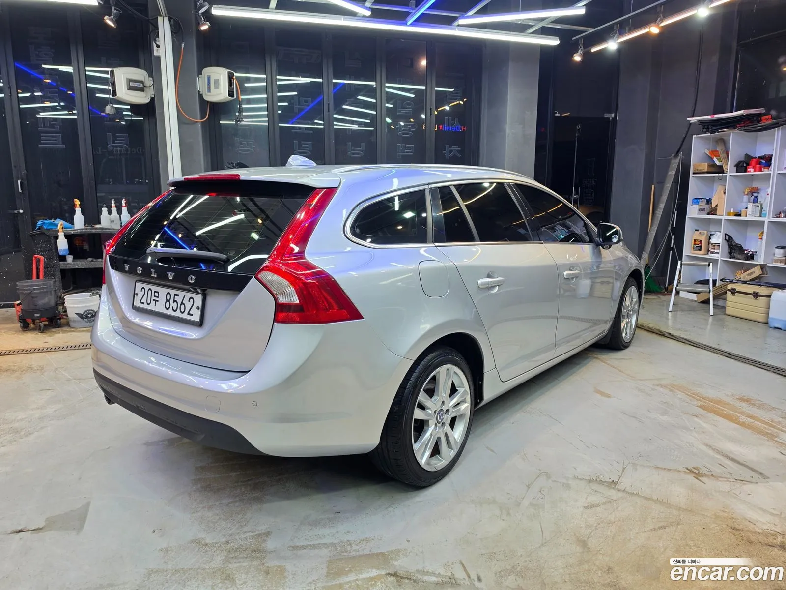 Volvo V60
