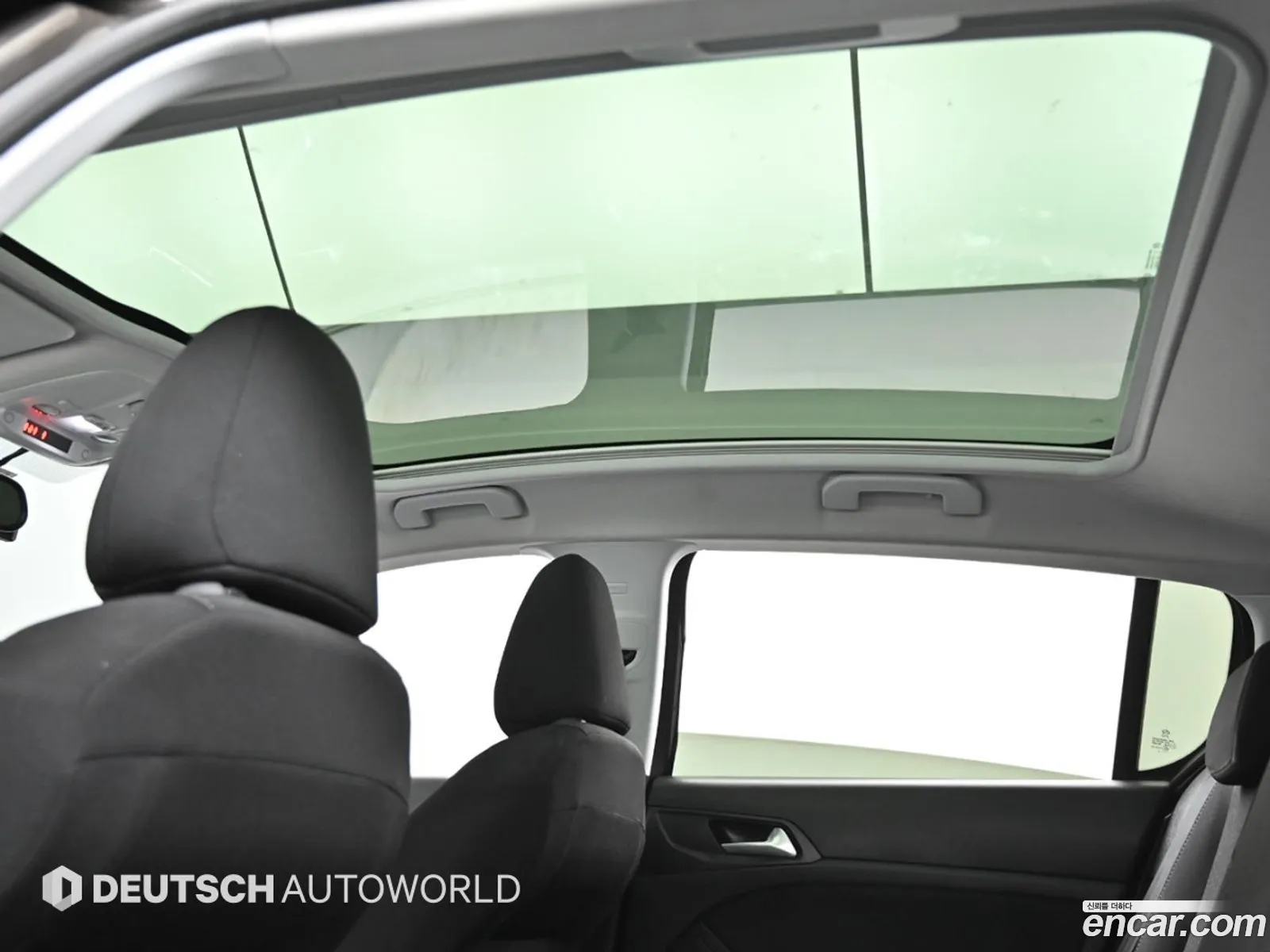 Peugeot 308 2015 — 16