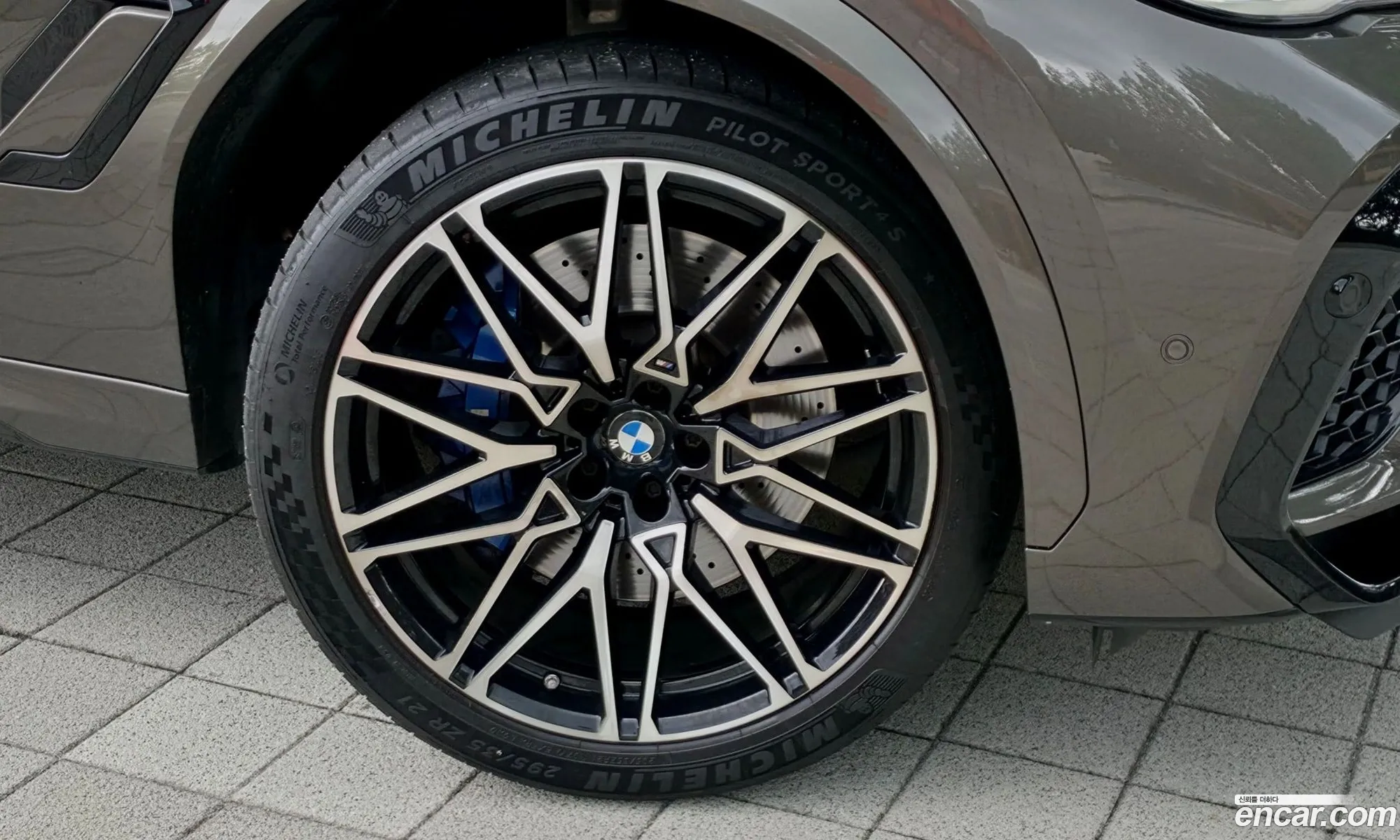 BMW X6 M 2021 — 17