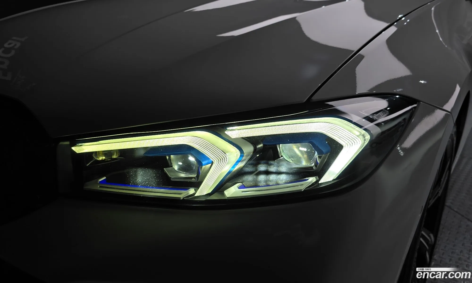 BMW 3 Series 2023 — 18