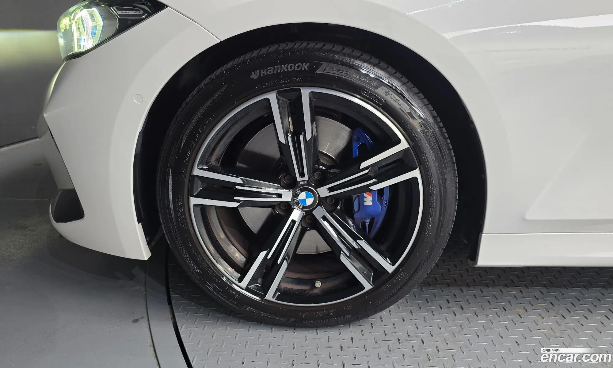 BMW 3 Series 2023 — 7