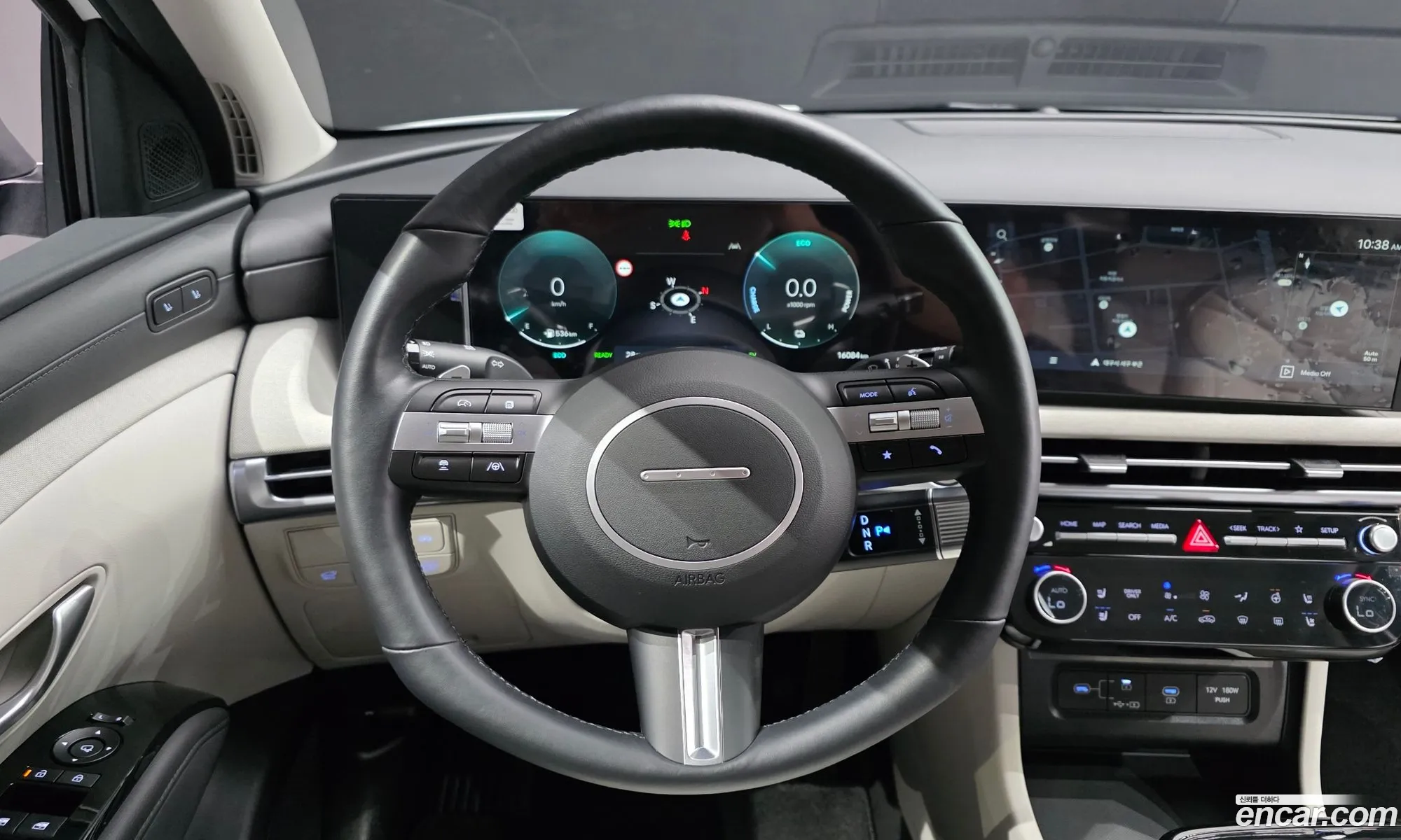 Hyundai Tucson Hybrid 2025 — 2