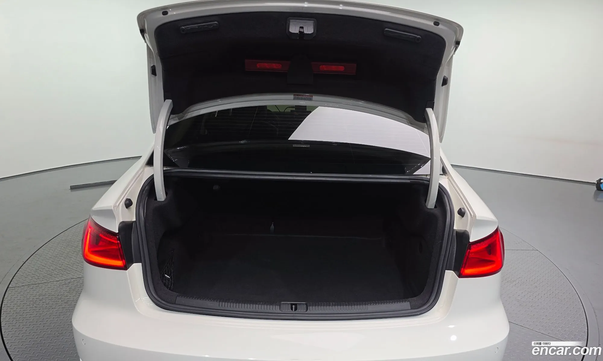 Audi A3 2015 WAUZZZ8V3F1132848 — 10
