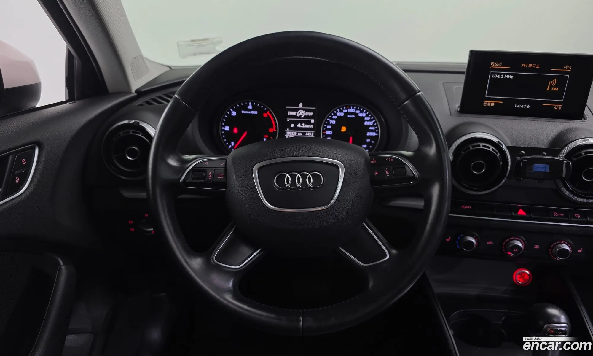 Audi A3 2015 WAUZZZ8V3F1132848 — 17