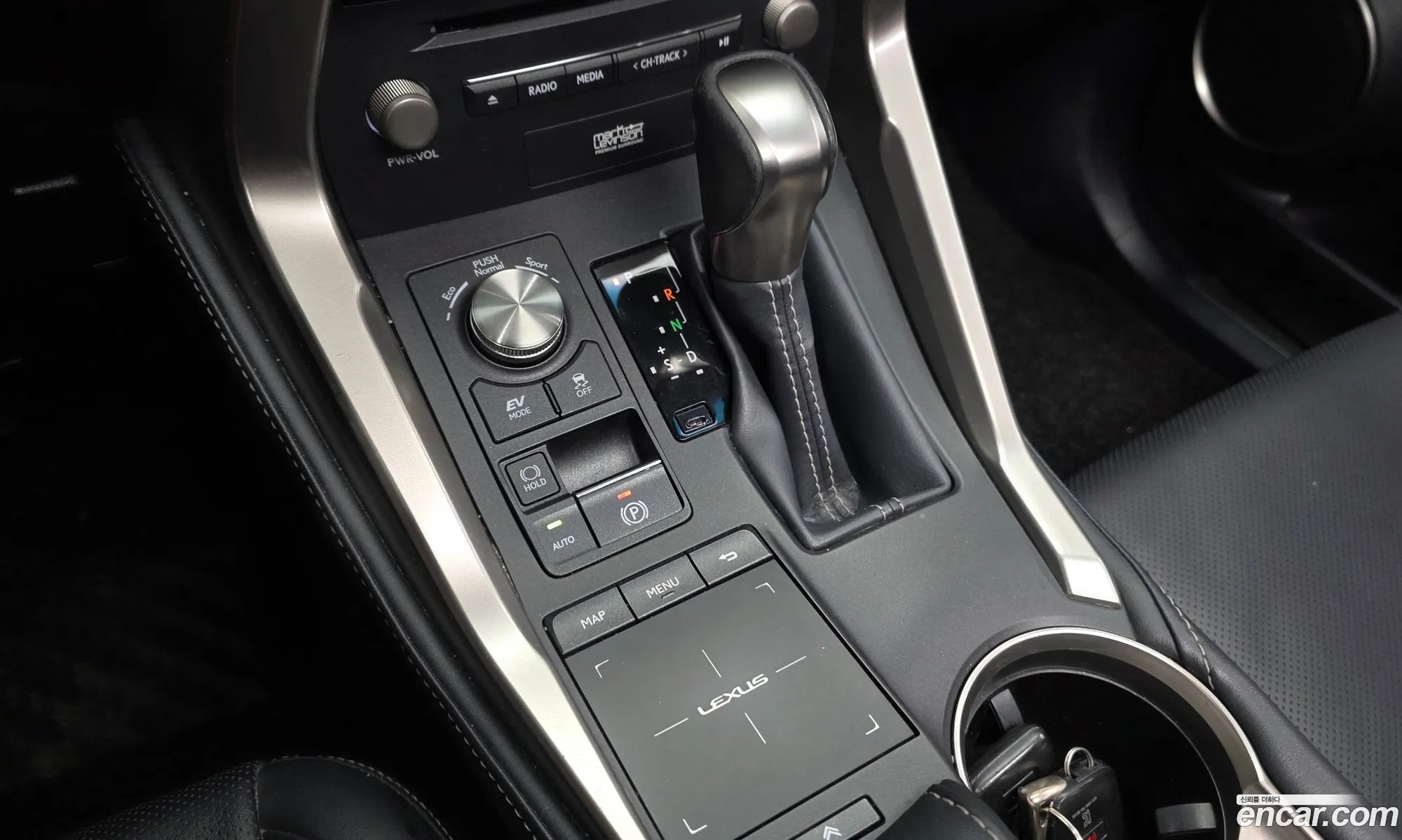 Lexus NX300h