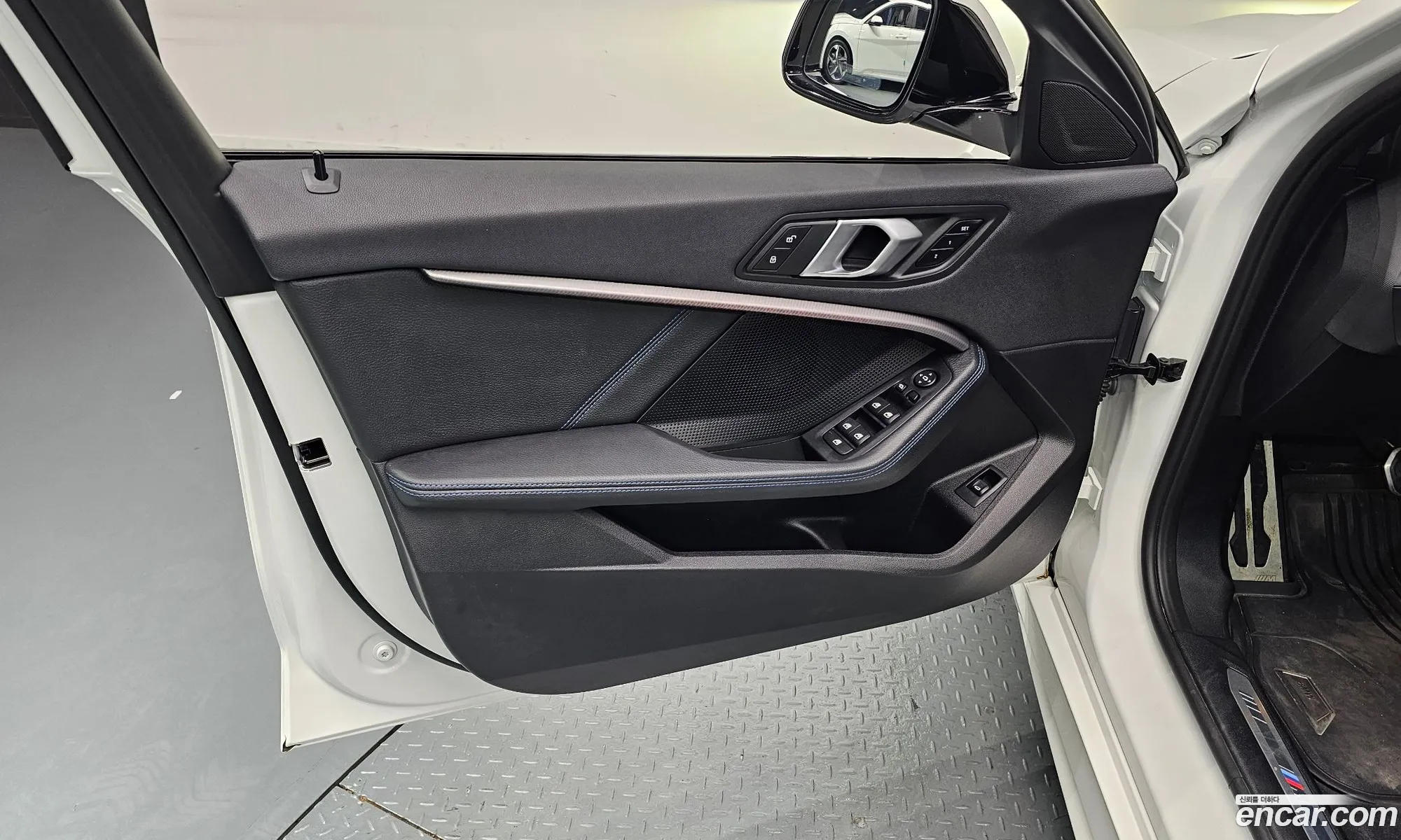 BMW 1 Series 2024 — 19