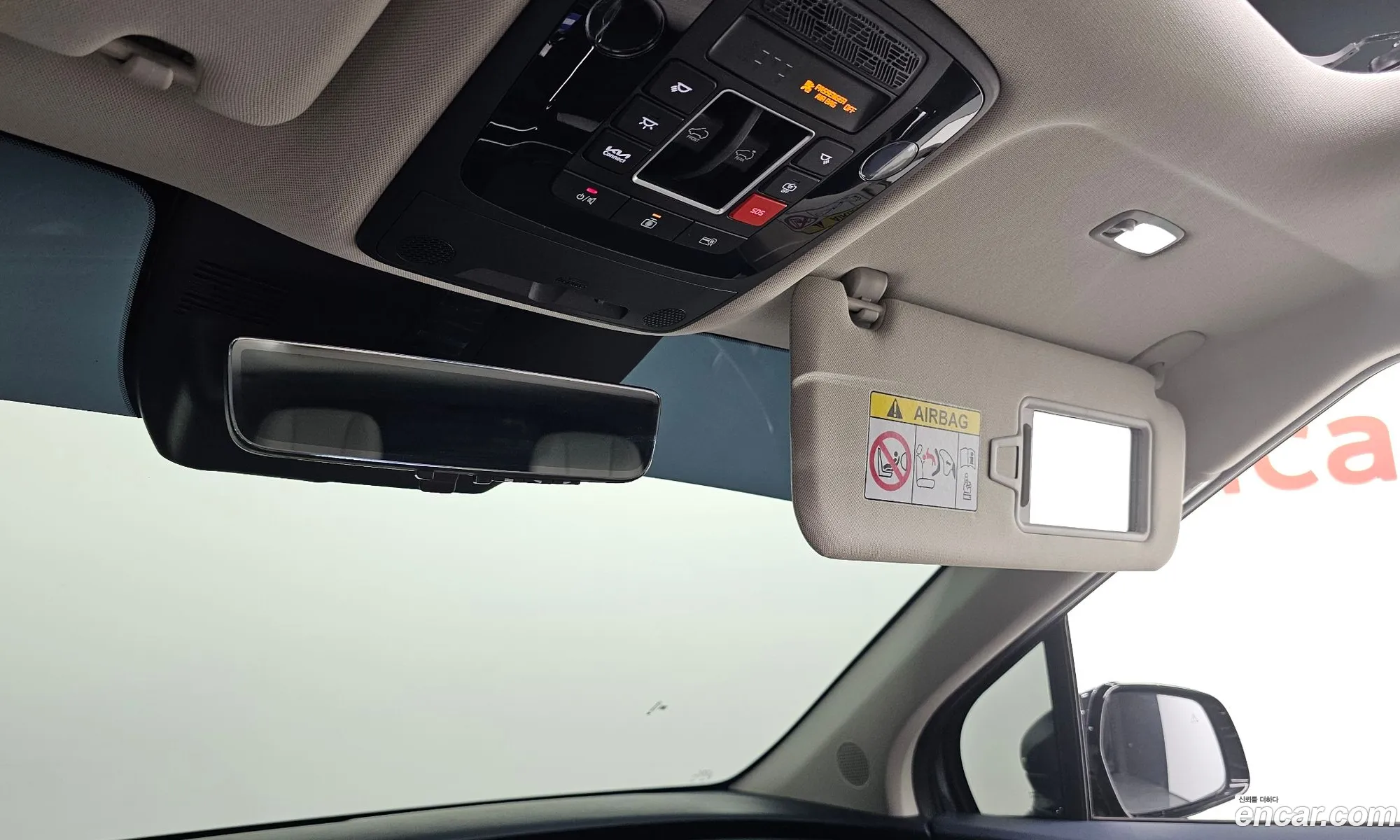 Kia Carnival 2024 — 28