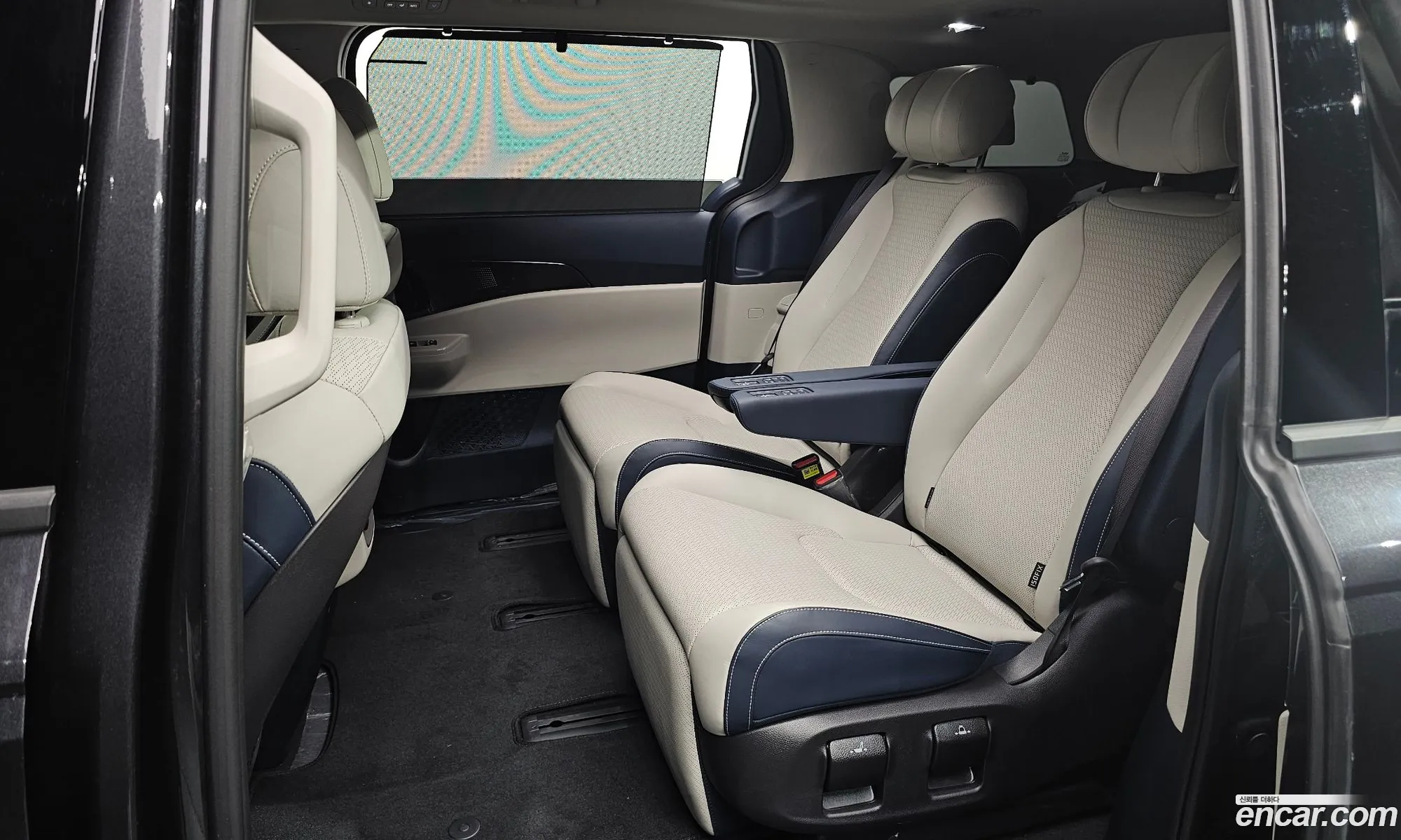 Kia Carnival 2024 — 5