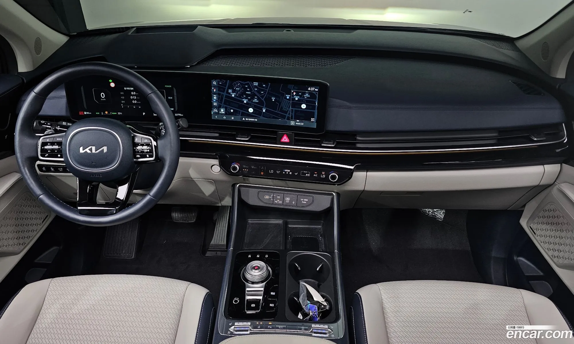 Kia Carnival 2024 — 12